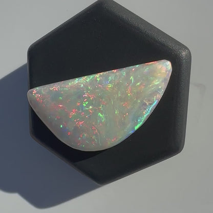 Coober Pedy Opal 3.9carat Solid Hand-Cut Luxury