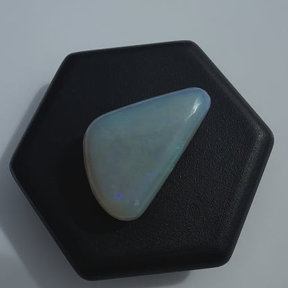 Lightning Ridge Opal 2.1carat Solid Hand-Cut Luxury