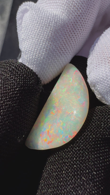 Coober Pedy Opal 3.9carat Solid Hand-Cut Luxury