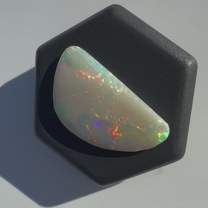 Lightning Ridge Semi Black Opal 3.0carat Solid Hand-Cut Luxury