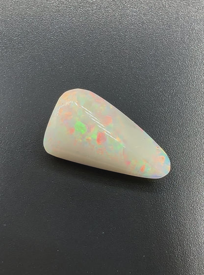 Lightning Ridge White Opal 3.2carat Solid Hand-Cut Luxury