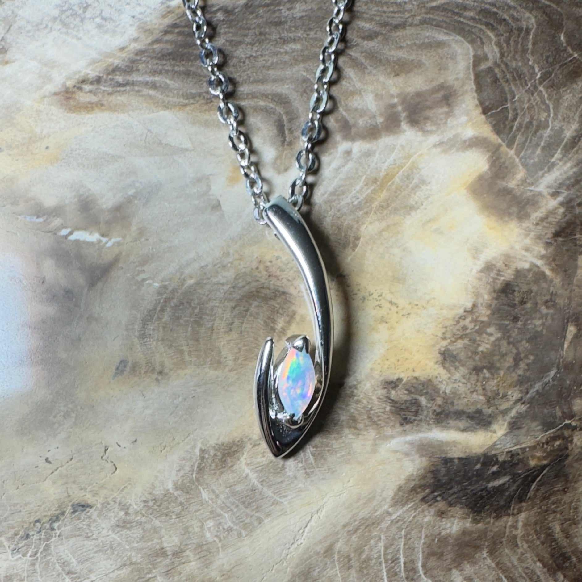 Pure White Glow ~ 0.3ct Coober Pedy Opal 18ct White Gold Pendant