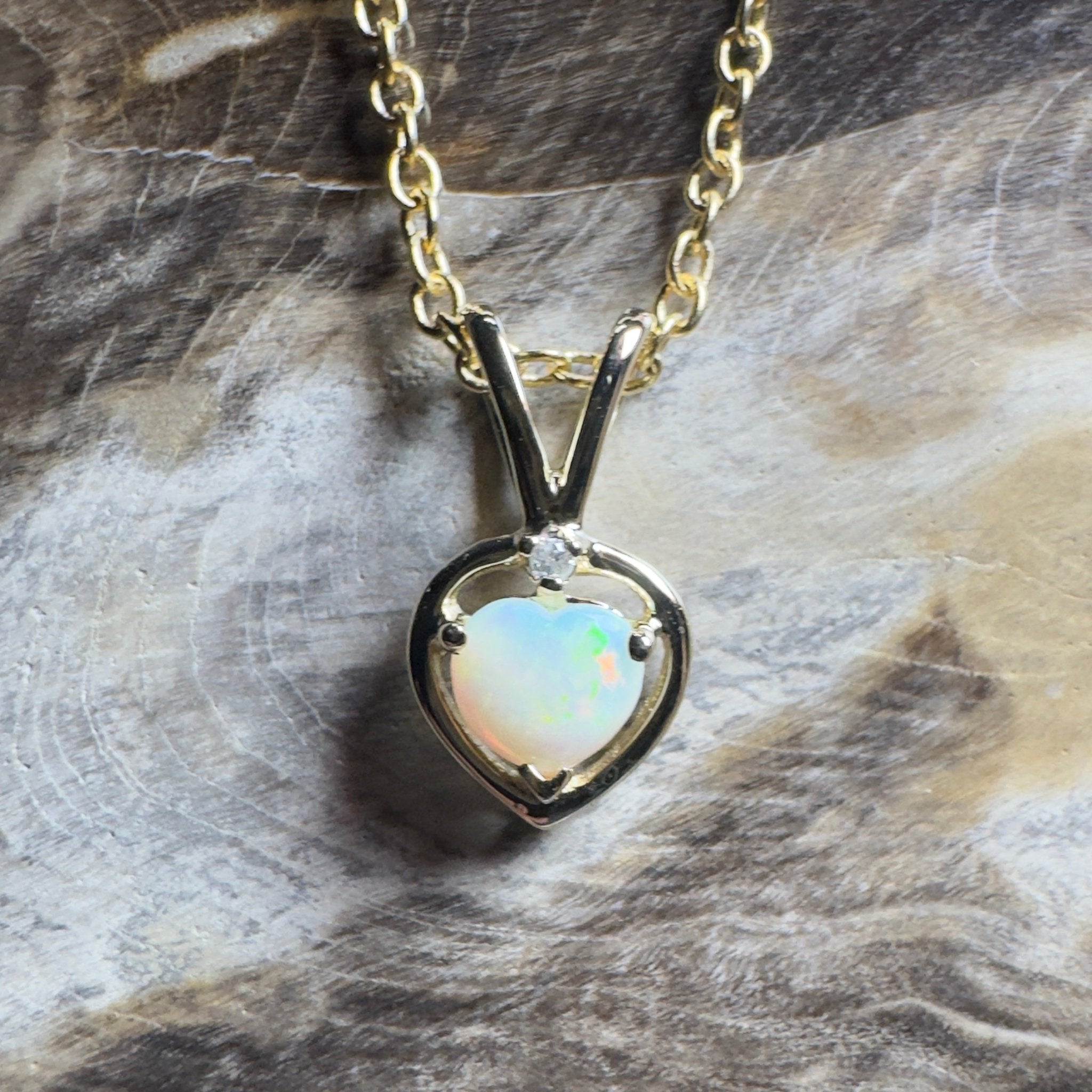 Purnululu Flame Heart ~ 9ct Solid Yellow Gold 0.4ct Coober Pedy Opal Pendant