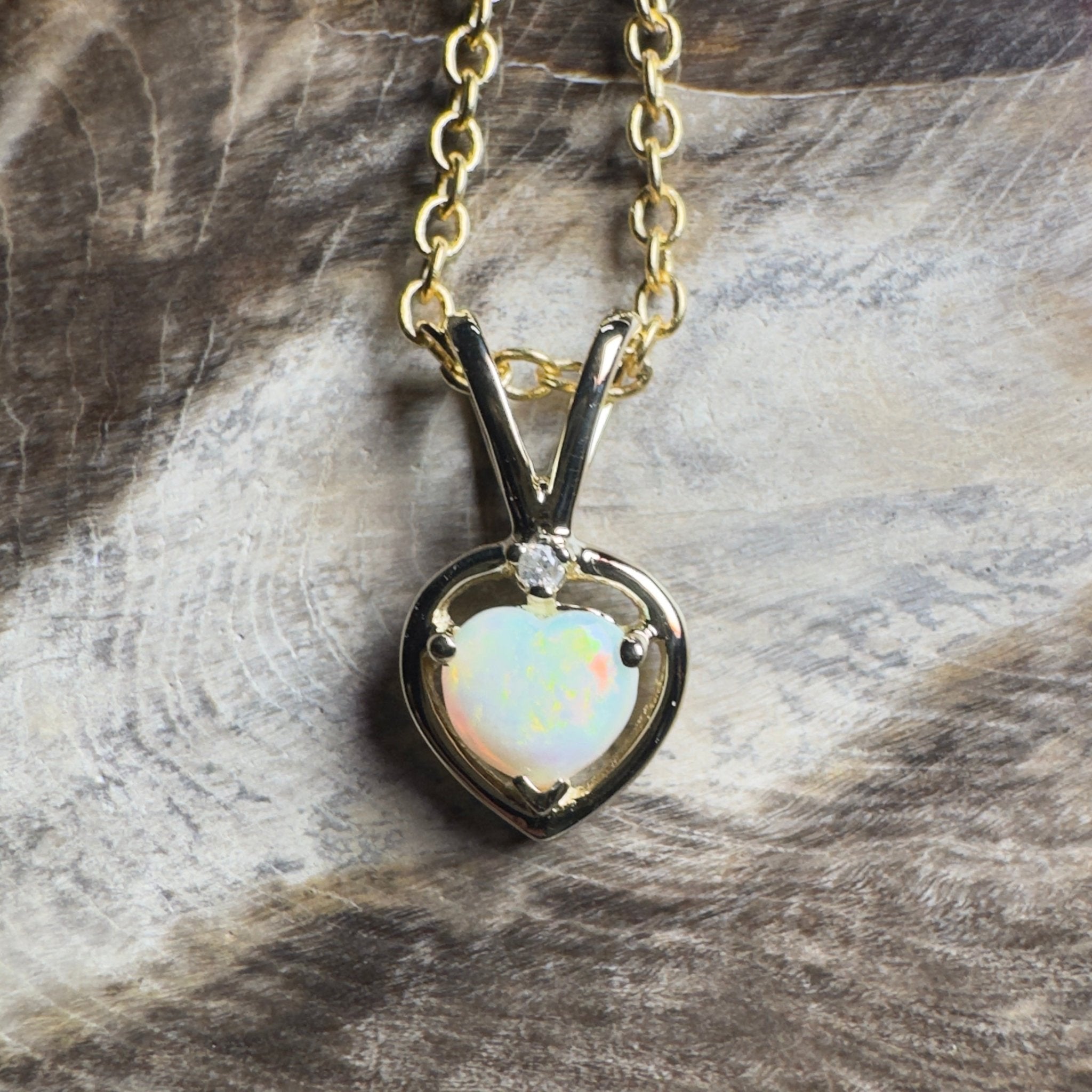 Purnululu Flame Heart ~ 9ct Solid Yellow Gold 0.4ct Coober Pedy Opal Pendant