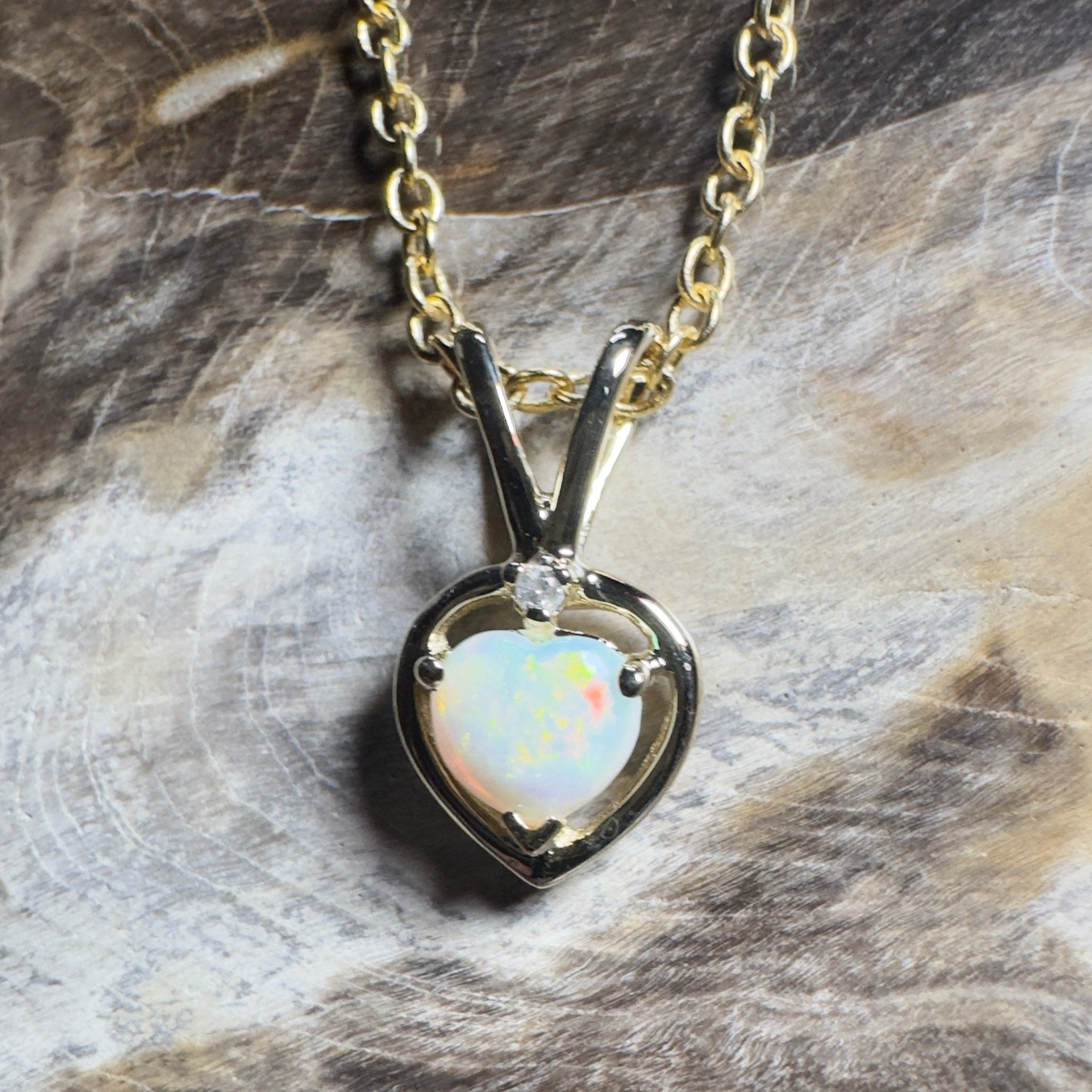 Purnululu Flame Heart ~ 9ct Solid Yellow Gold 0.4ct Coober Pedy Opal Pendant