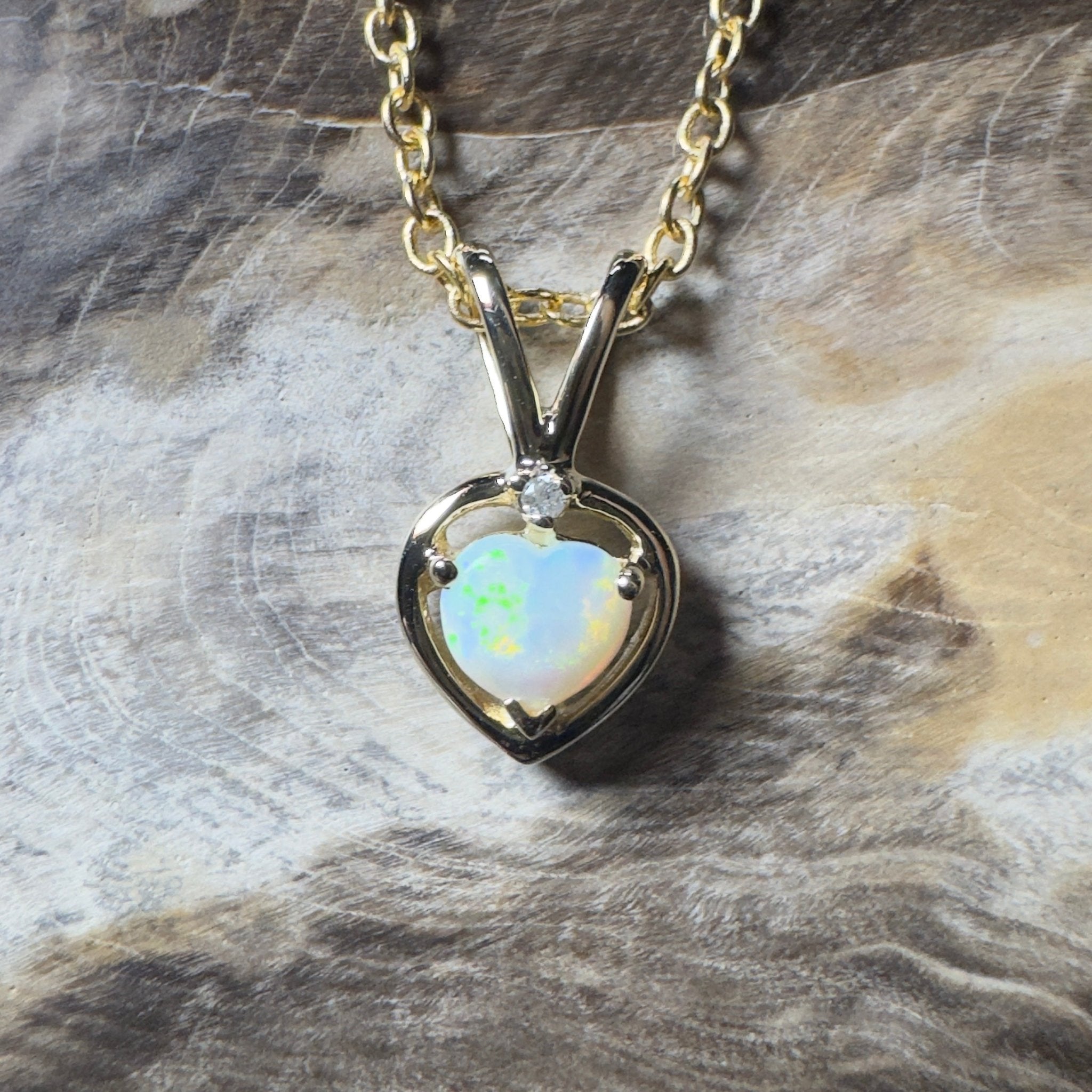 Purnululu Flame Heart ~ 9ct Solid Yellow Gold 0.4ct Coober Pedy Opal Pendant
