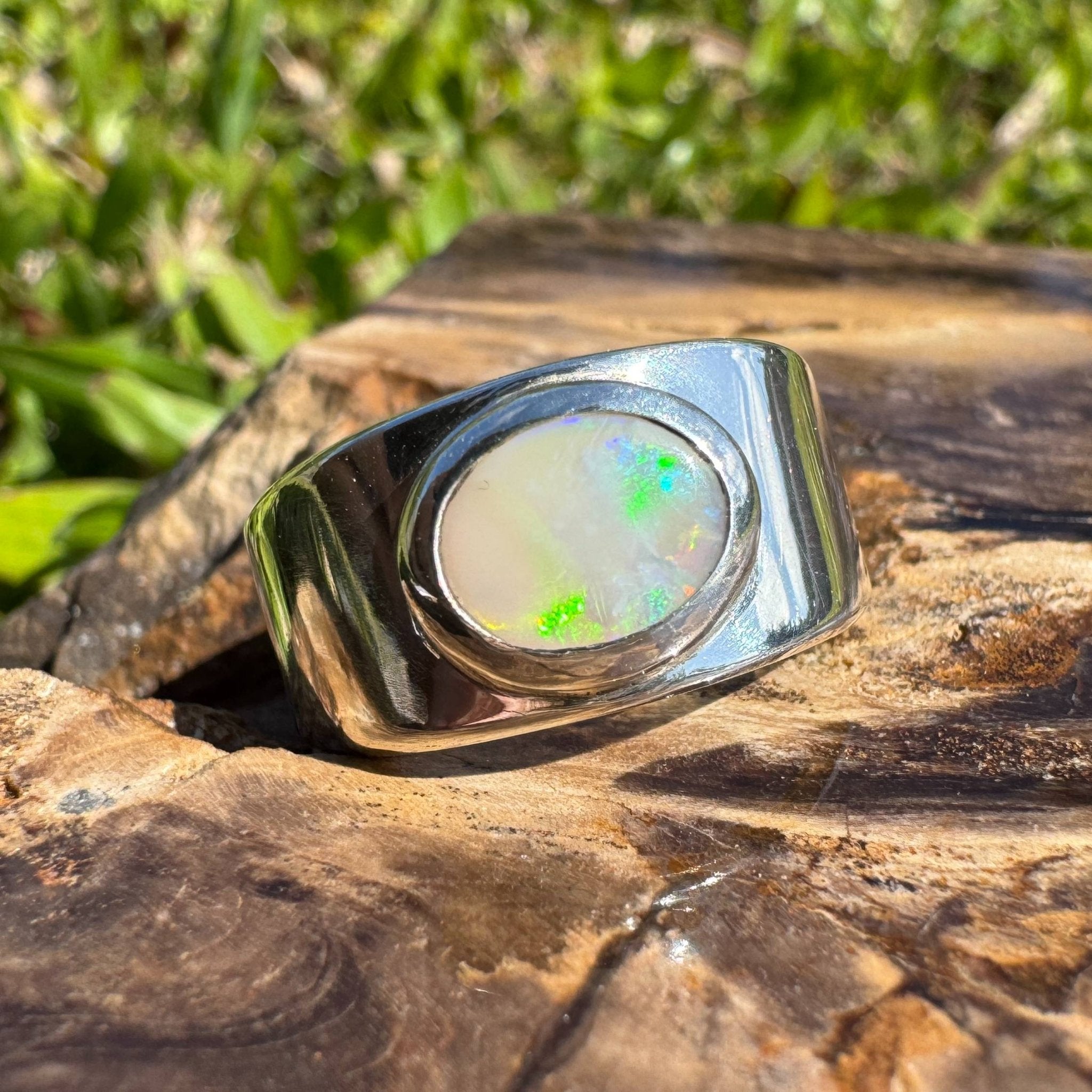 Radiant Horizon ~ 0.8ct Solid Lightning Ridge Opal 925 Sterling Silver Ring