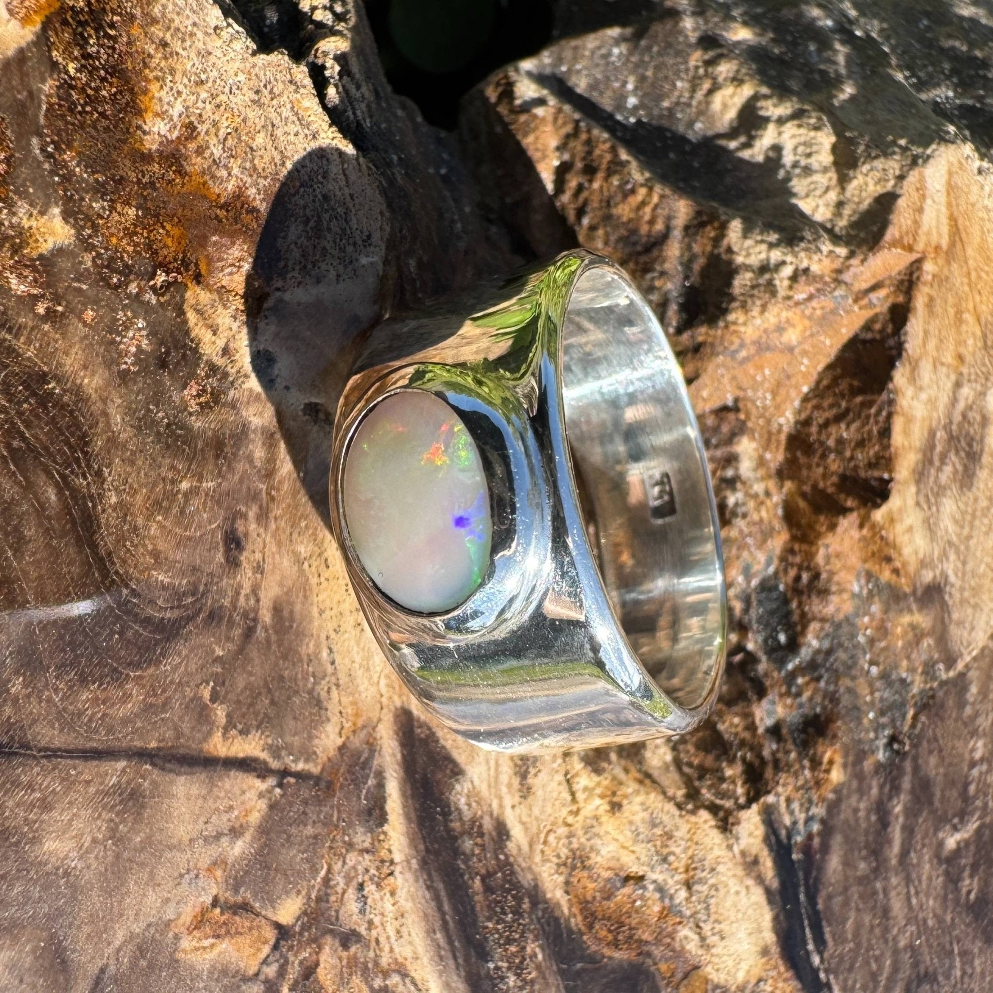 Radiant Horizon ~ 0.8ct Solid Lightning Ridge Opal 925 Sterling Silver Ring