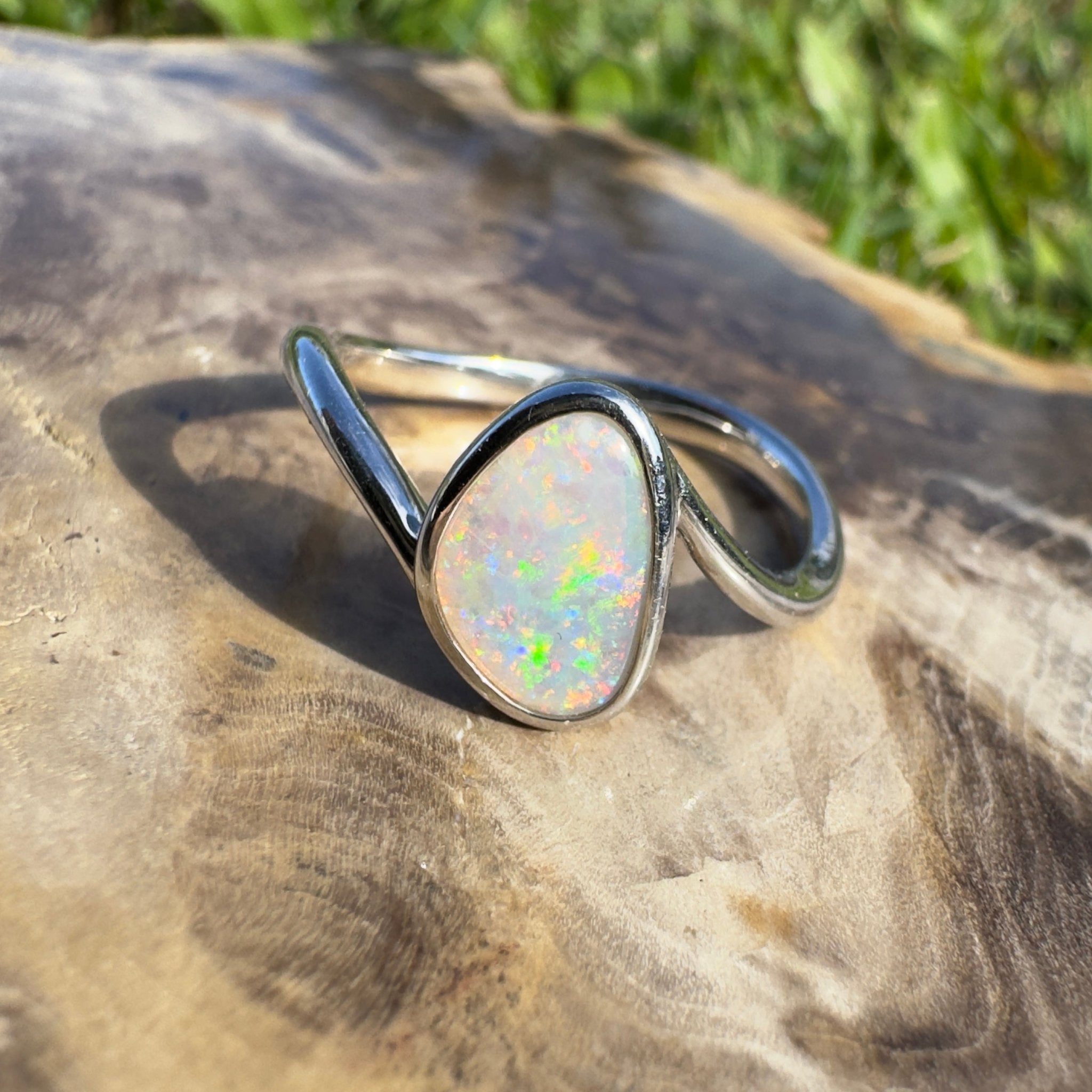 Rainbow Springs ~ 0.6ct Solid Coober Pedy Crystal Opal 925 Sterling Silver Ring