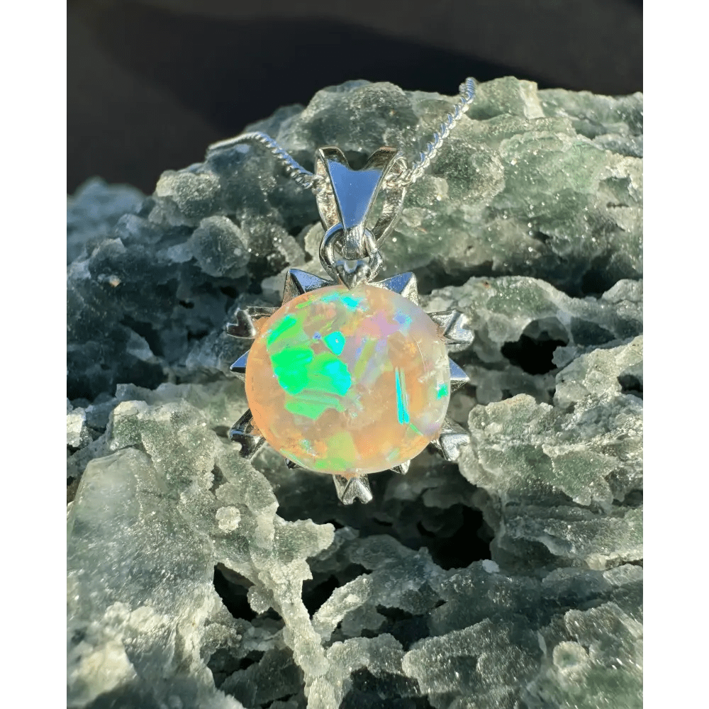 'Rainfall Glow' ~ Handcrafted 2.5ct Solid Lightning Ridge Opal 925 Sterling Silver Pendant Necklace