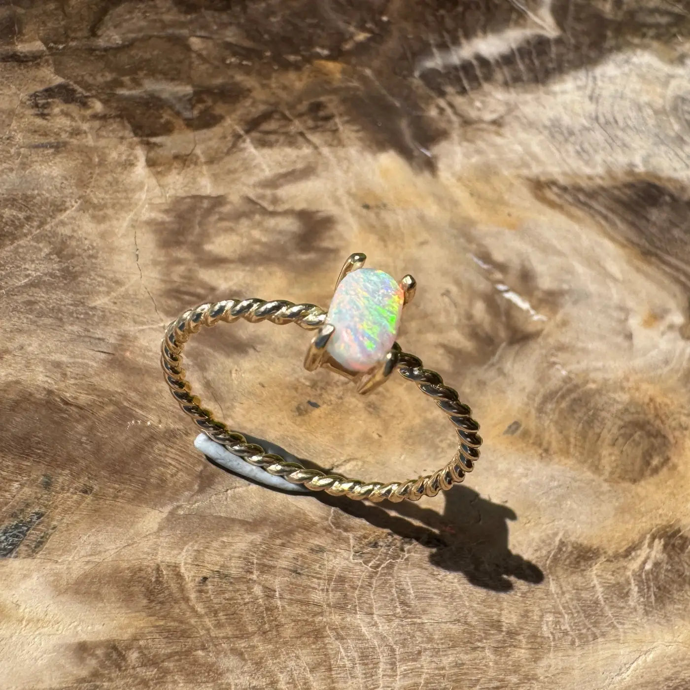 Gold twisted band Opal ring from Red Centre Sunsets with 0.5ct Coober Pedy Opal
