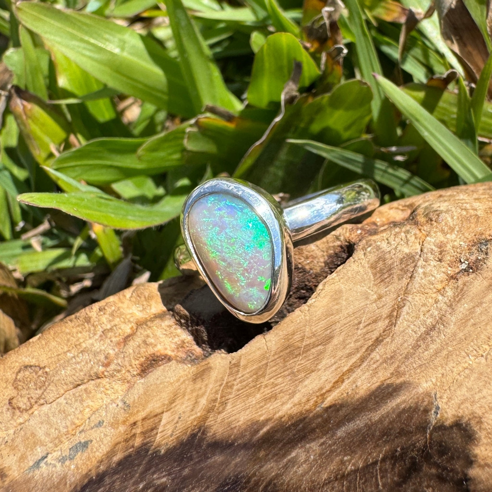 Ridge Horizon - 2ct Solid Lightning Ridge Crystal Opal Sterling Silver Ring