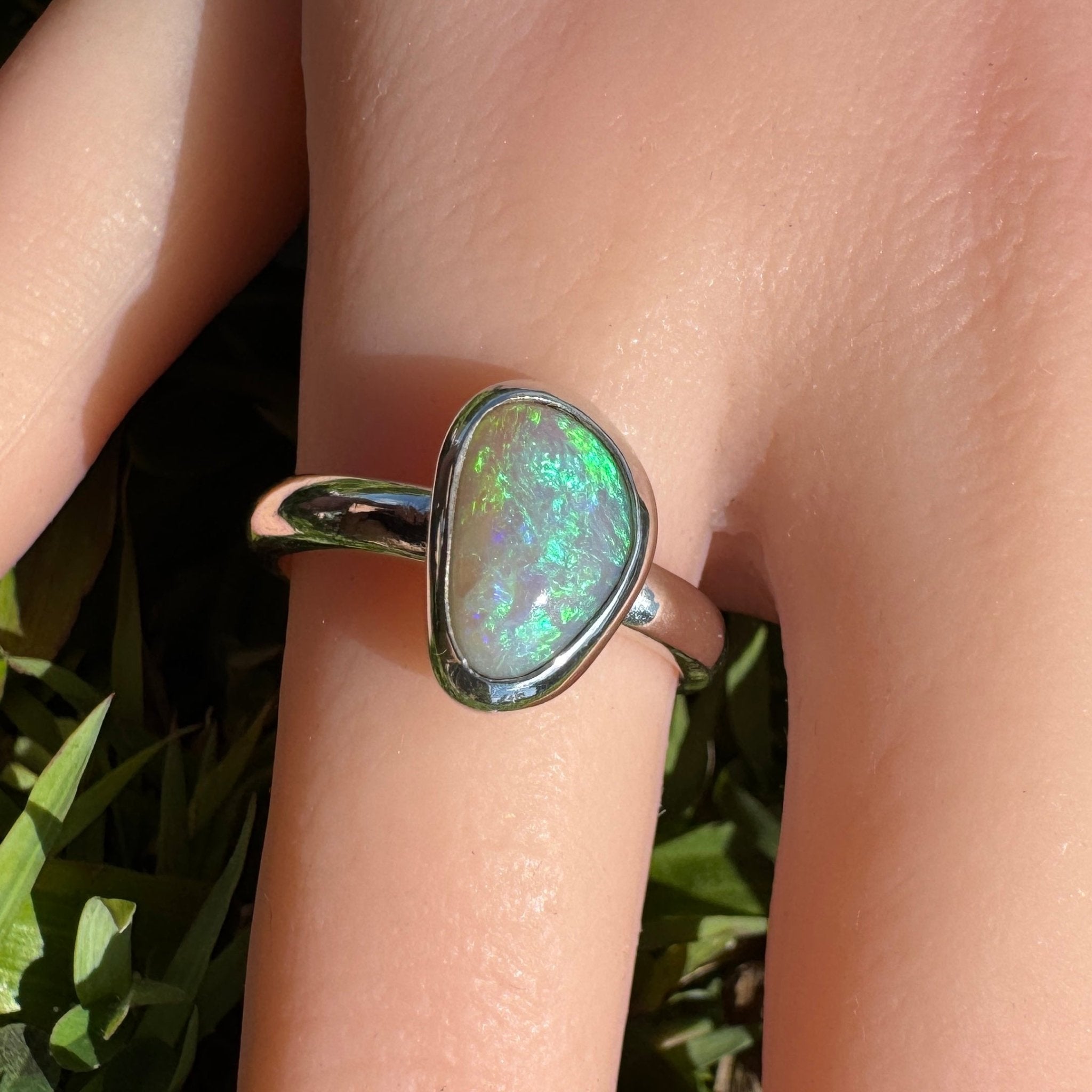Ridge Horizon - 2ct Solid Lightning Ridge Crystal Opal Sterling Silver Ring