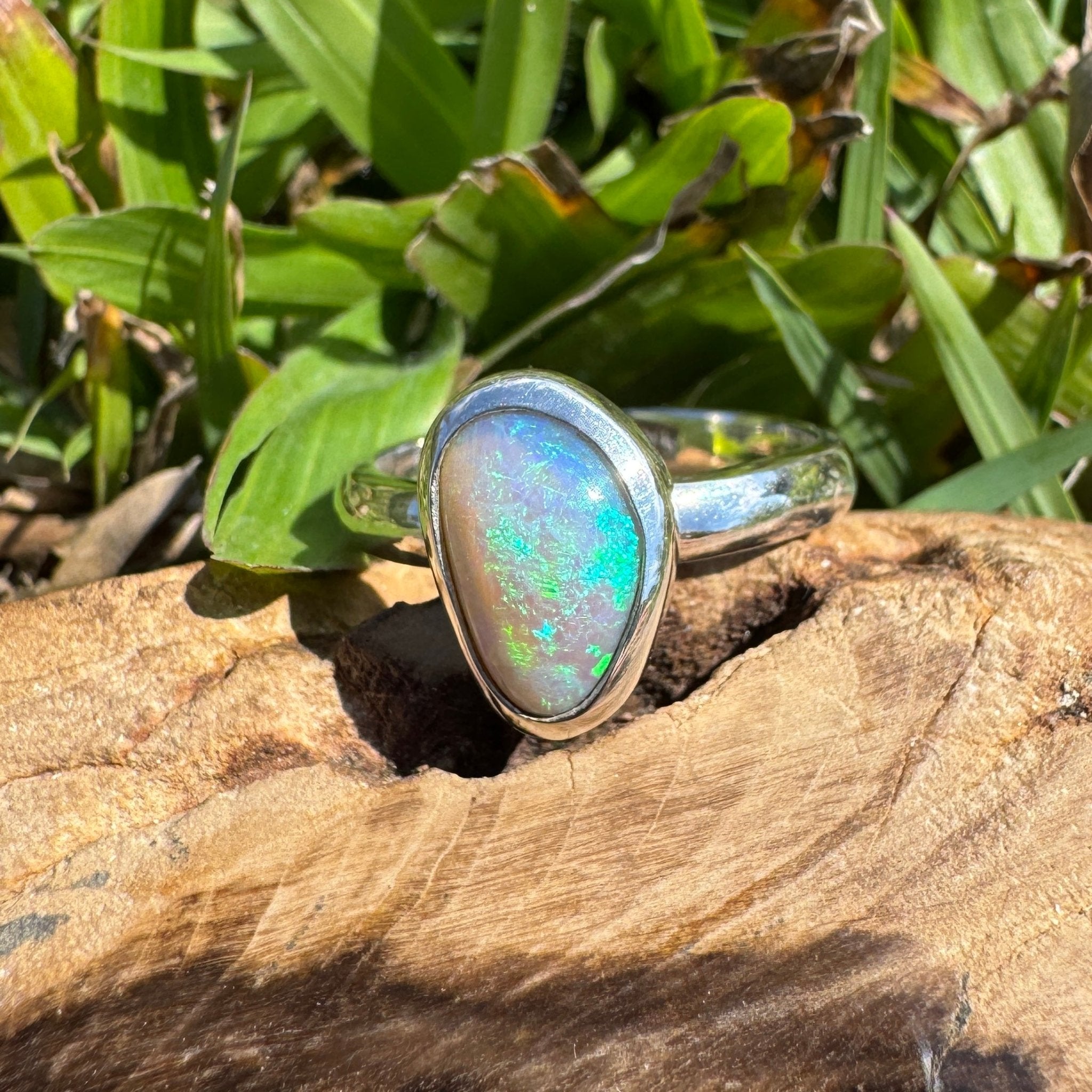 Ridge Horizon - 2ct Solid Lightning Ridge Crystal Opal Sterling Silver Ring