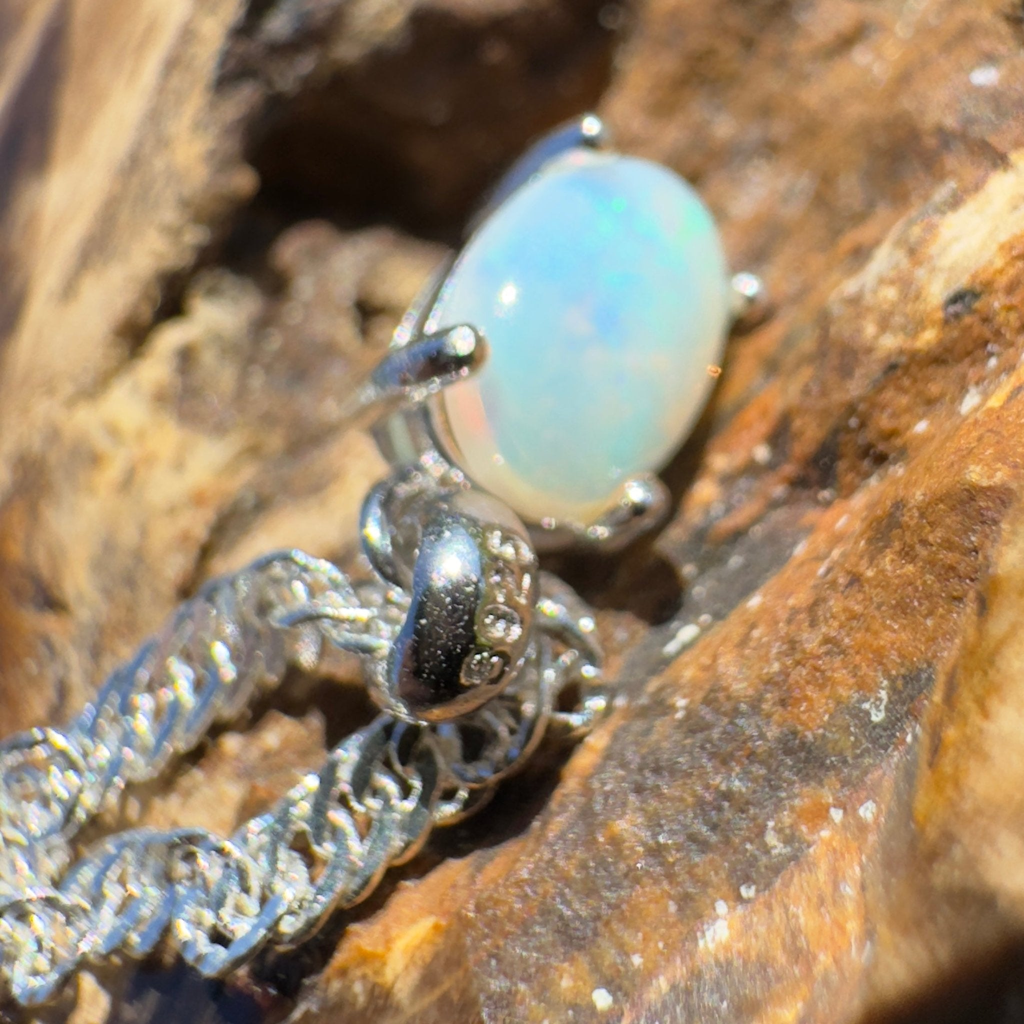 Sapphire Coast Dream – 0.5ct Lightning Ridge Opal Pendant