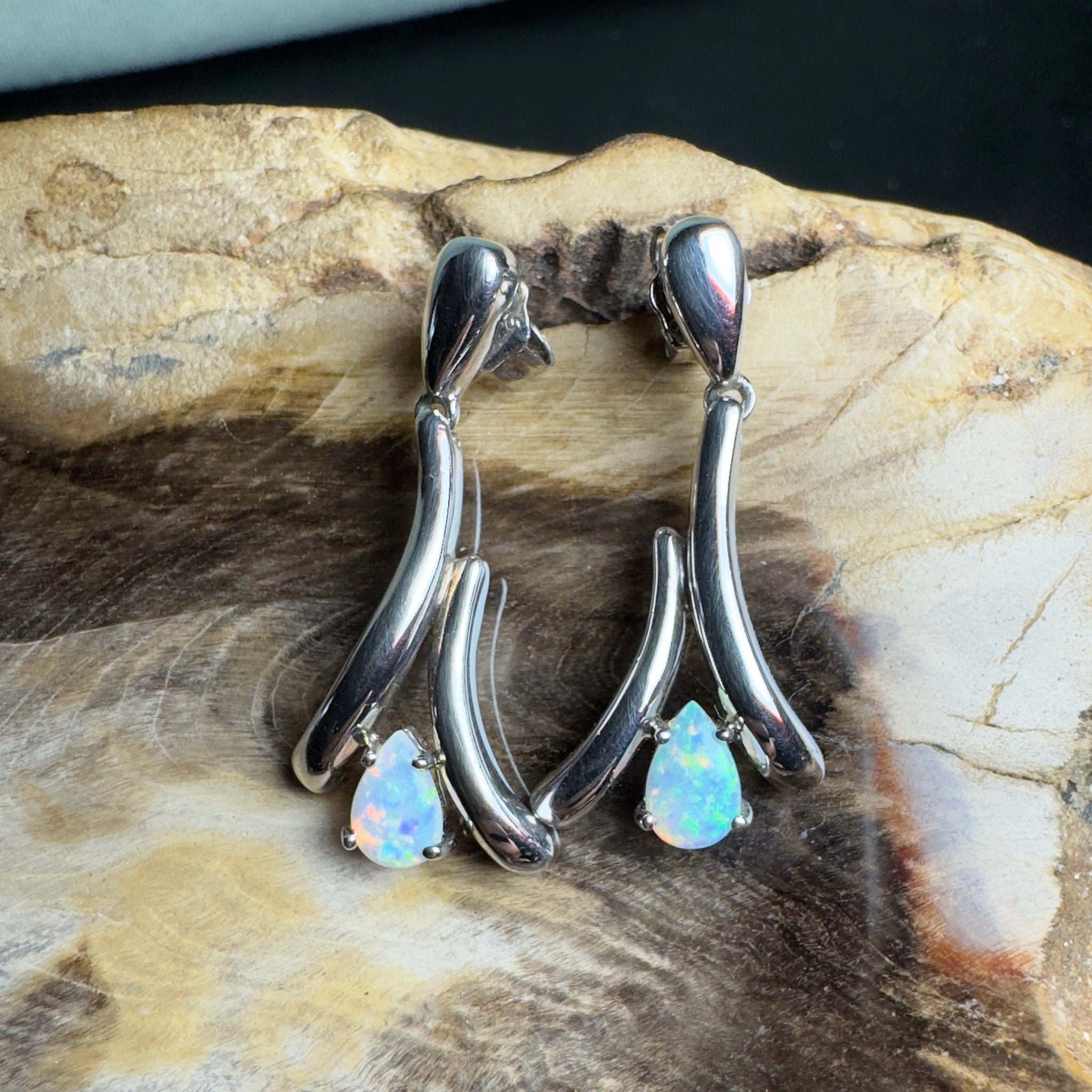 Sea Glass Spark - 0.8 ct Lightning Ridge Opal 925 Silver Earrings