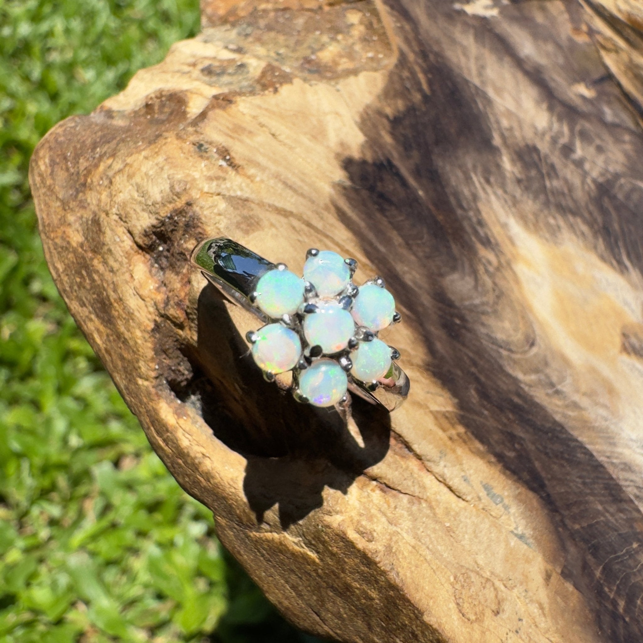 Shipsterns Bloom – Solid Lightning Ridge Crystal Opal 925 Sterling Silver Ring