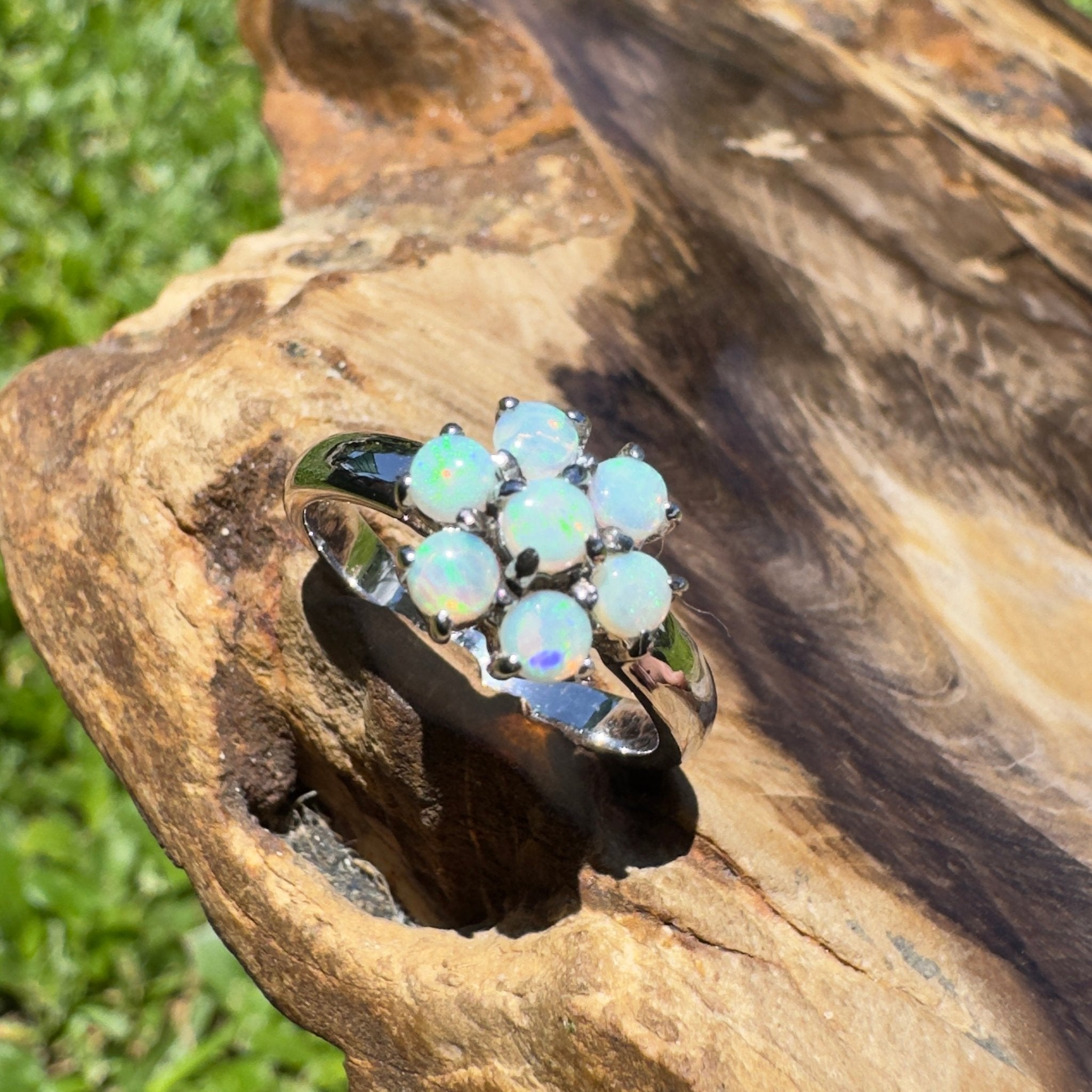 Shipsterns Bloom – Solid Lightning Ridge Crystal Opal 925 Sterling Silver Ring