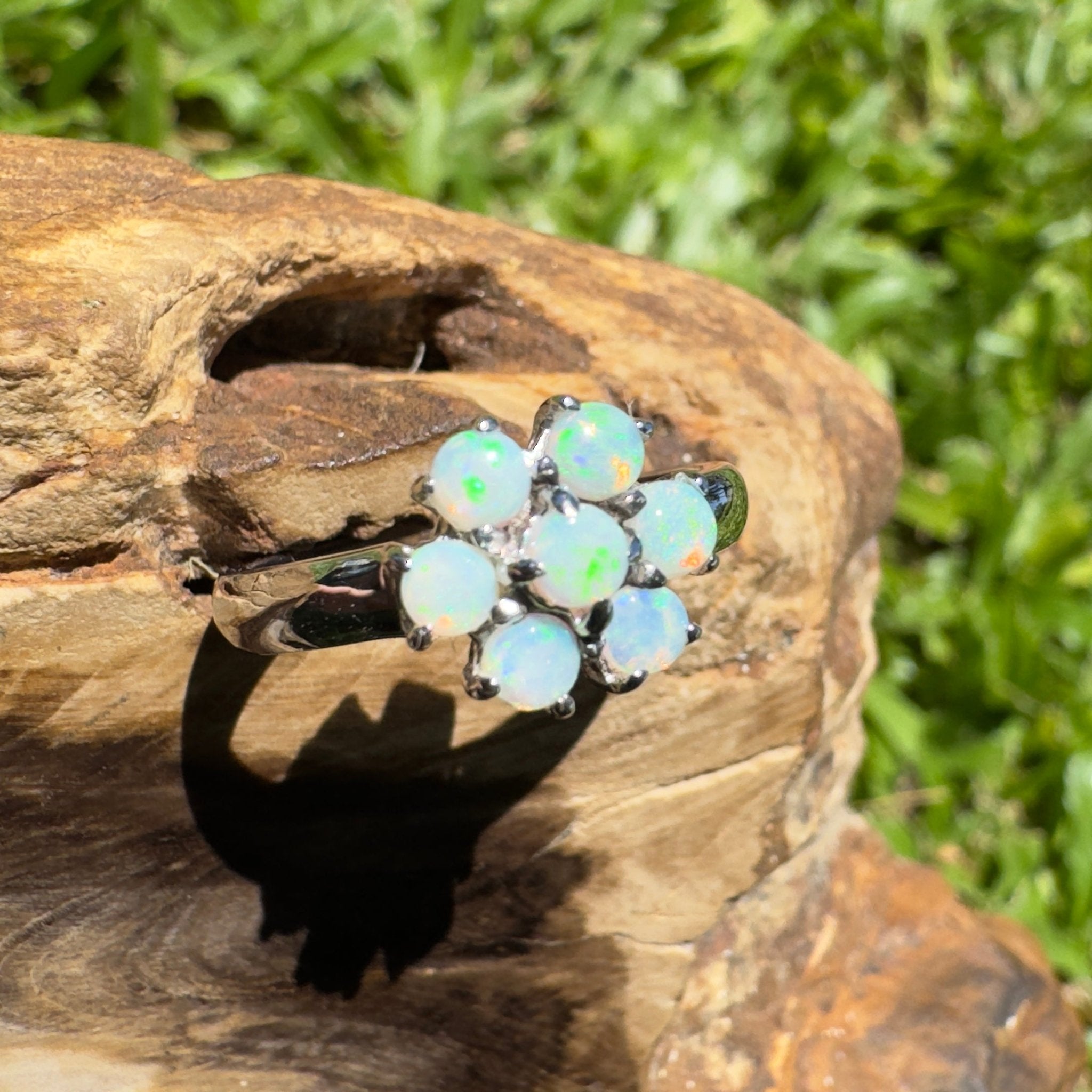 Shipsterns Bloom – Solid Lightning Ridge Crystal Opal 925 Sterling Silver Ring