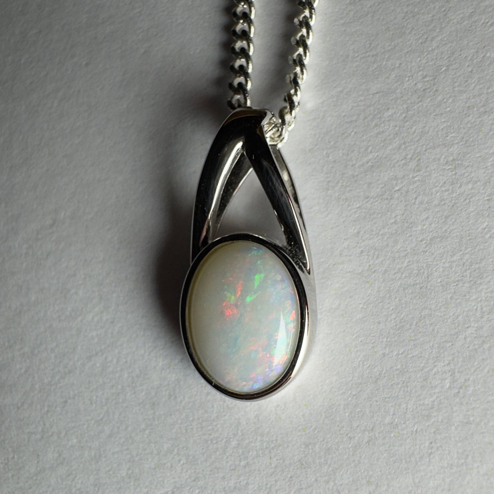 Simpson Desert Star ~ 1.2ct Coober Pedy Opal 925 Silver Pendant