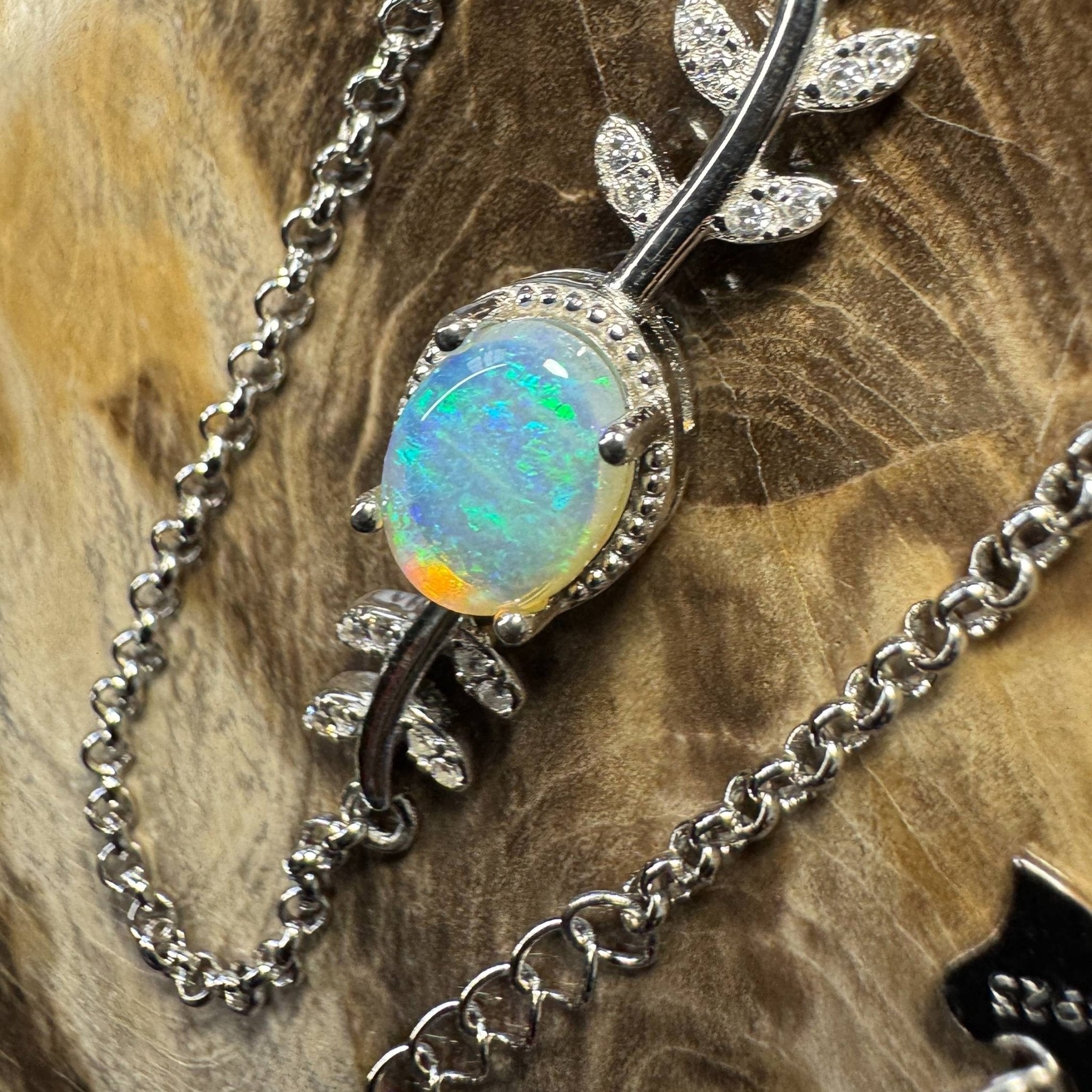 Snowy Range ~ 0.8ct Solid Lightning Ridge Opal and Cubic Zirconia 925 Silver Bracelet