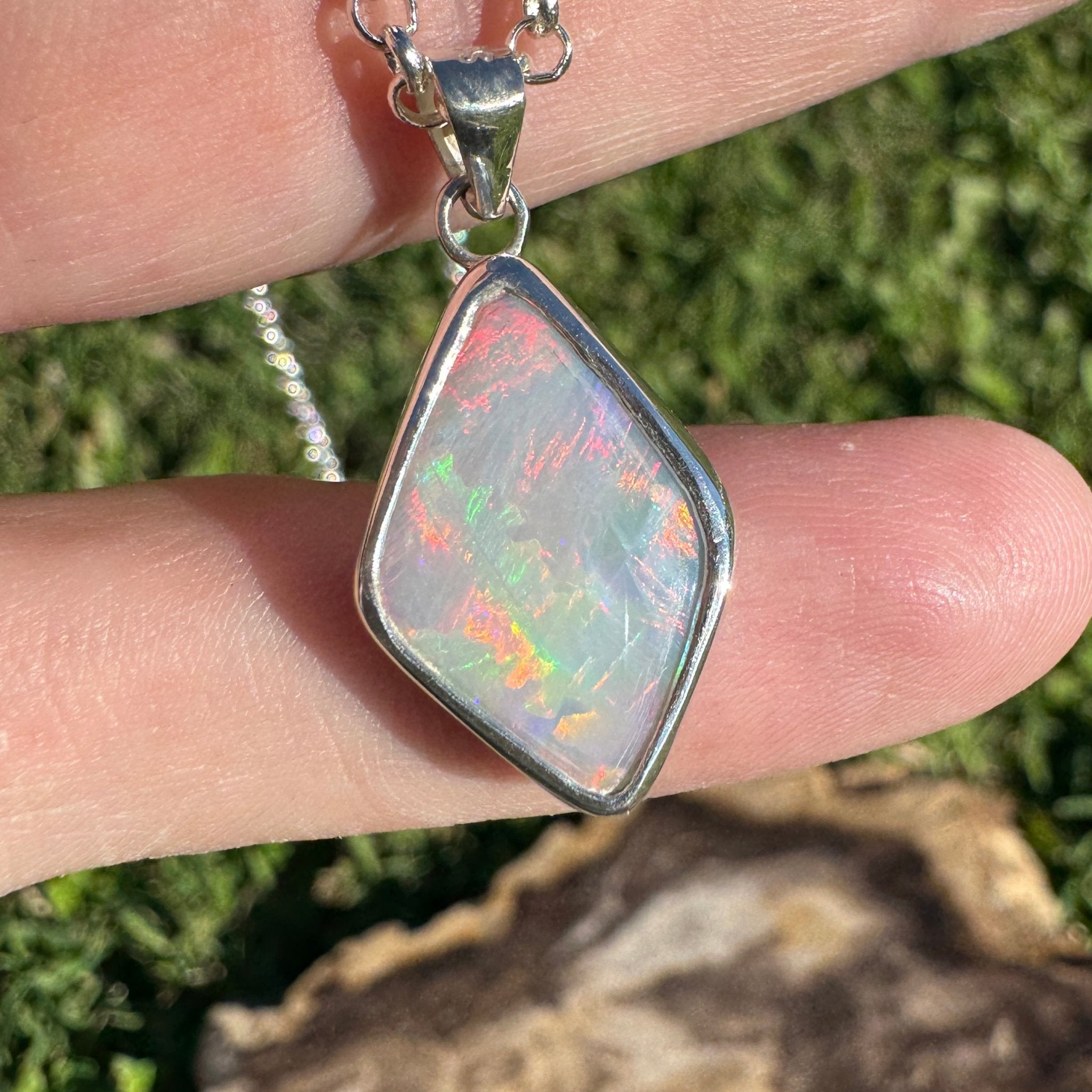 Southern Sun ~ 5.3ct Solid Lightning Ridge Opal 925 Sterling Silver Pendant Necklace