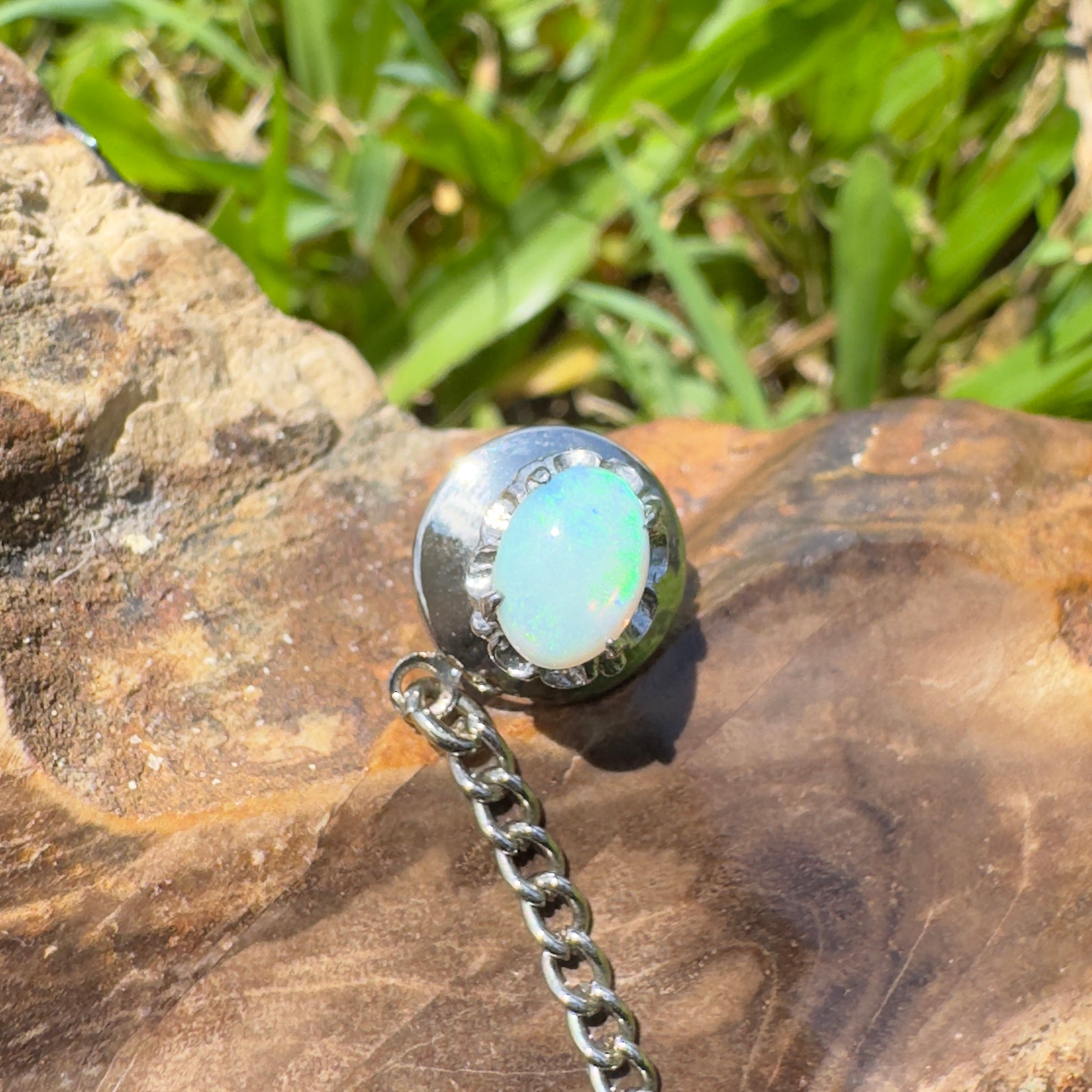 Stirling Range Signal - 0.8ct Lightning Ridge Opal Silver Tone Lapel Pin