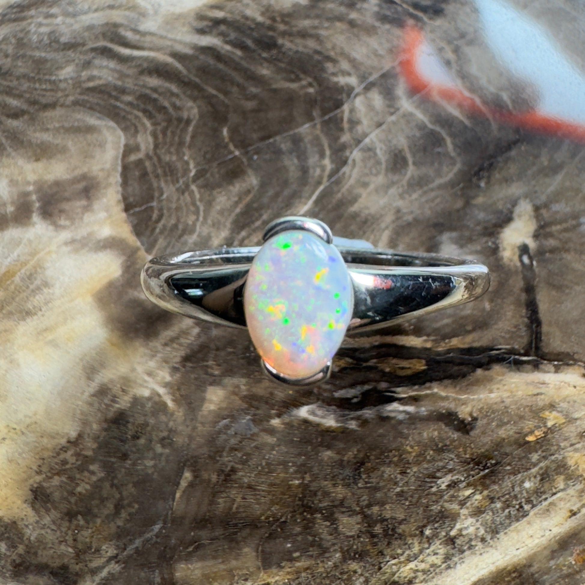 Stuart Shelf Glow ~ 0.55ct Solid Coober Pedy Opal 925 Silver Ring