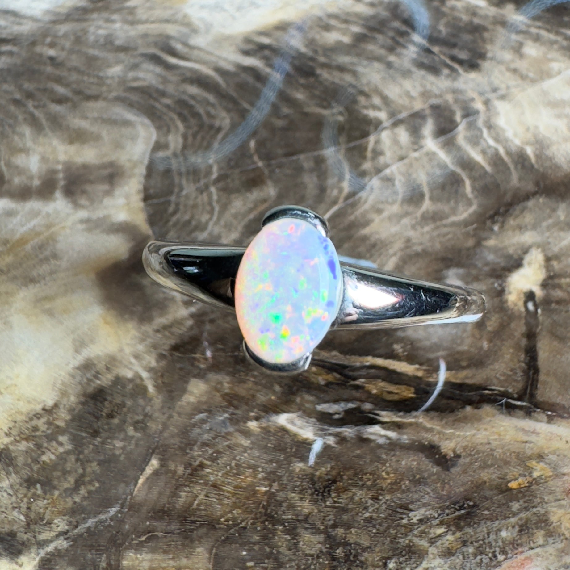 Stuart Shelf Glow ~ 0.55ct Solid Coober Pedy Opal 925 Silver Ring