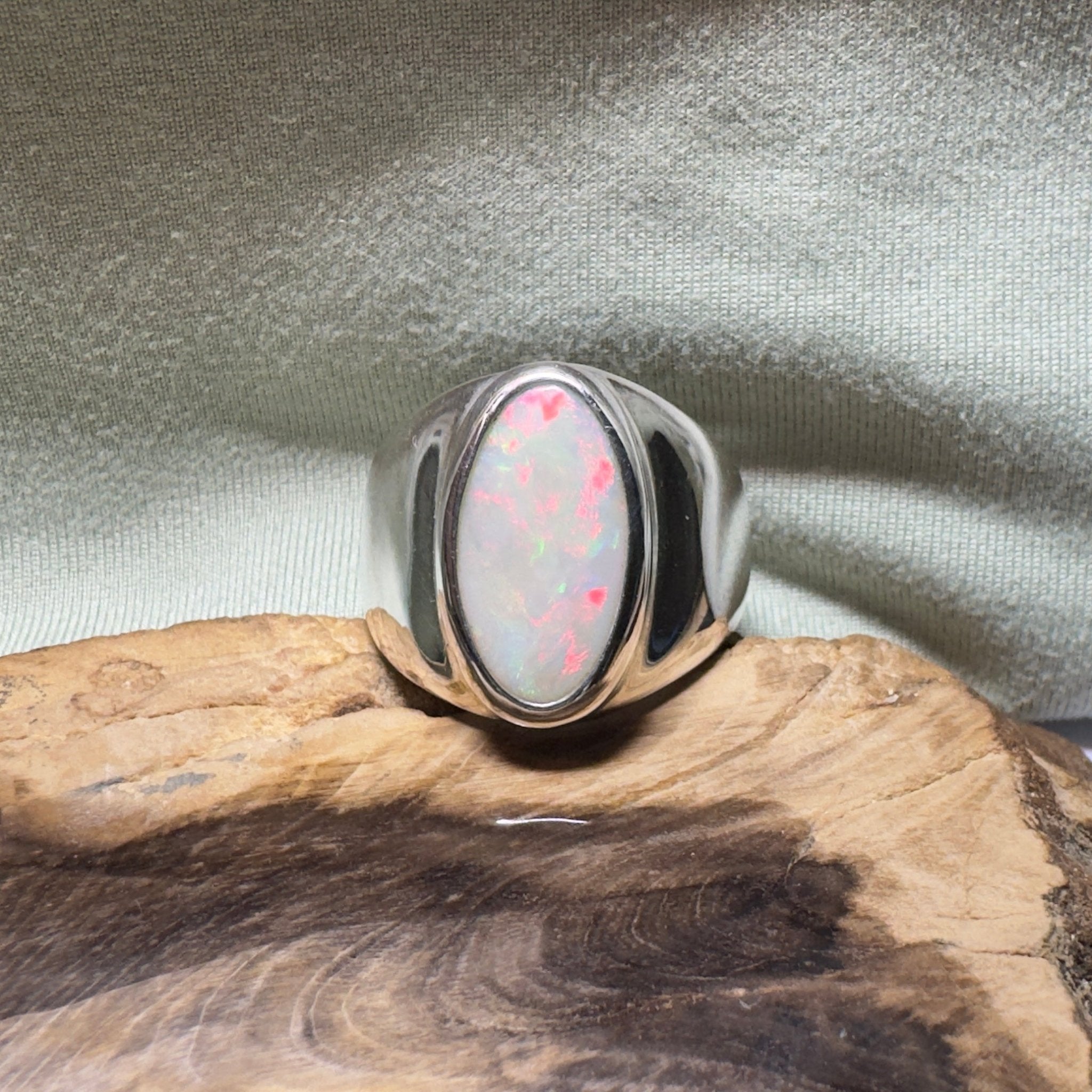 Sturt Ember Plain – 3.7ct Solid Lightning Ridge Opal 925 Sterling Silver Ring