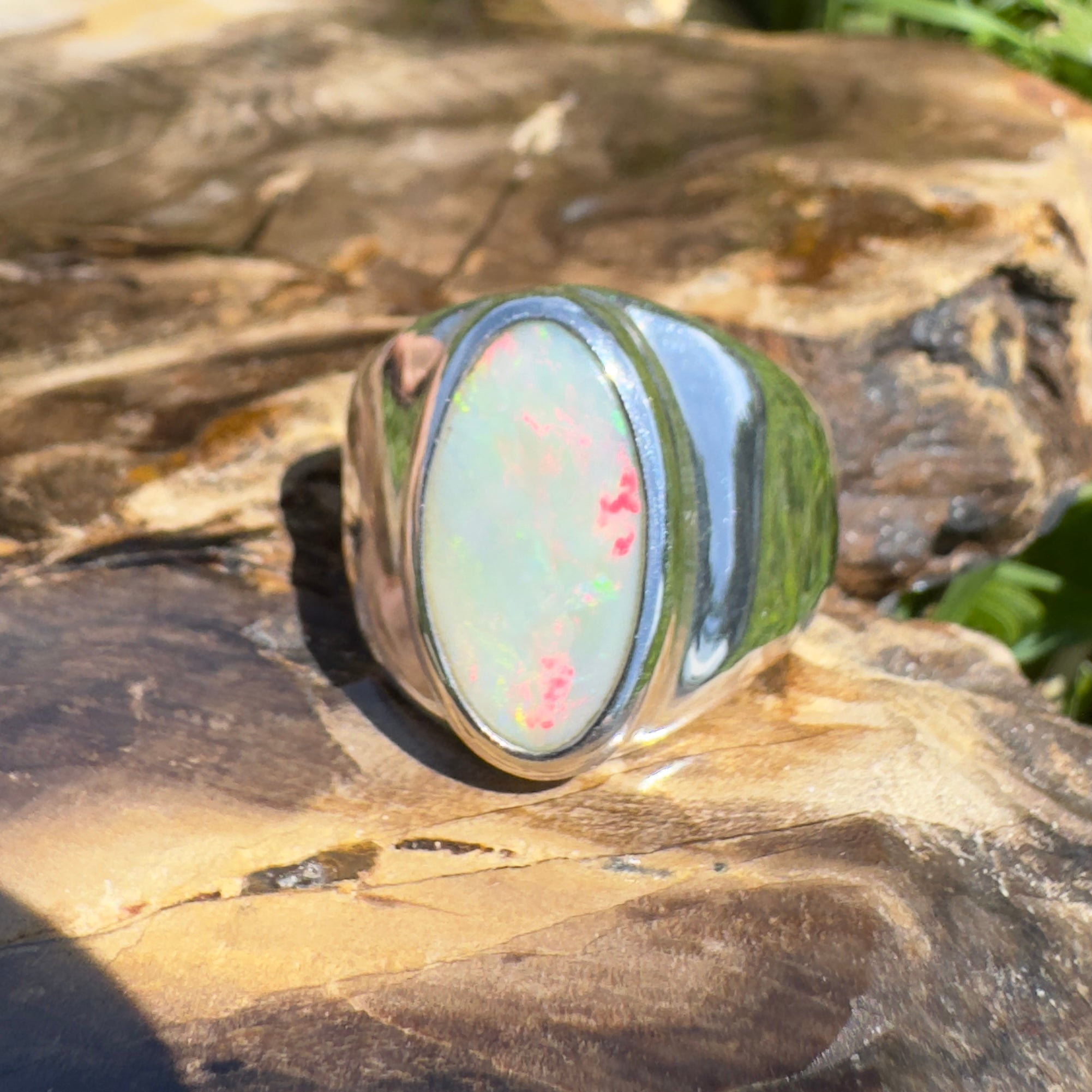 Sturt Ember Plain – 3.7ct Solid Lightning Ridge Opal 925 Sterling Silver Ring