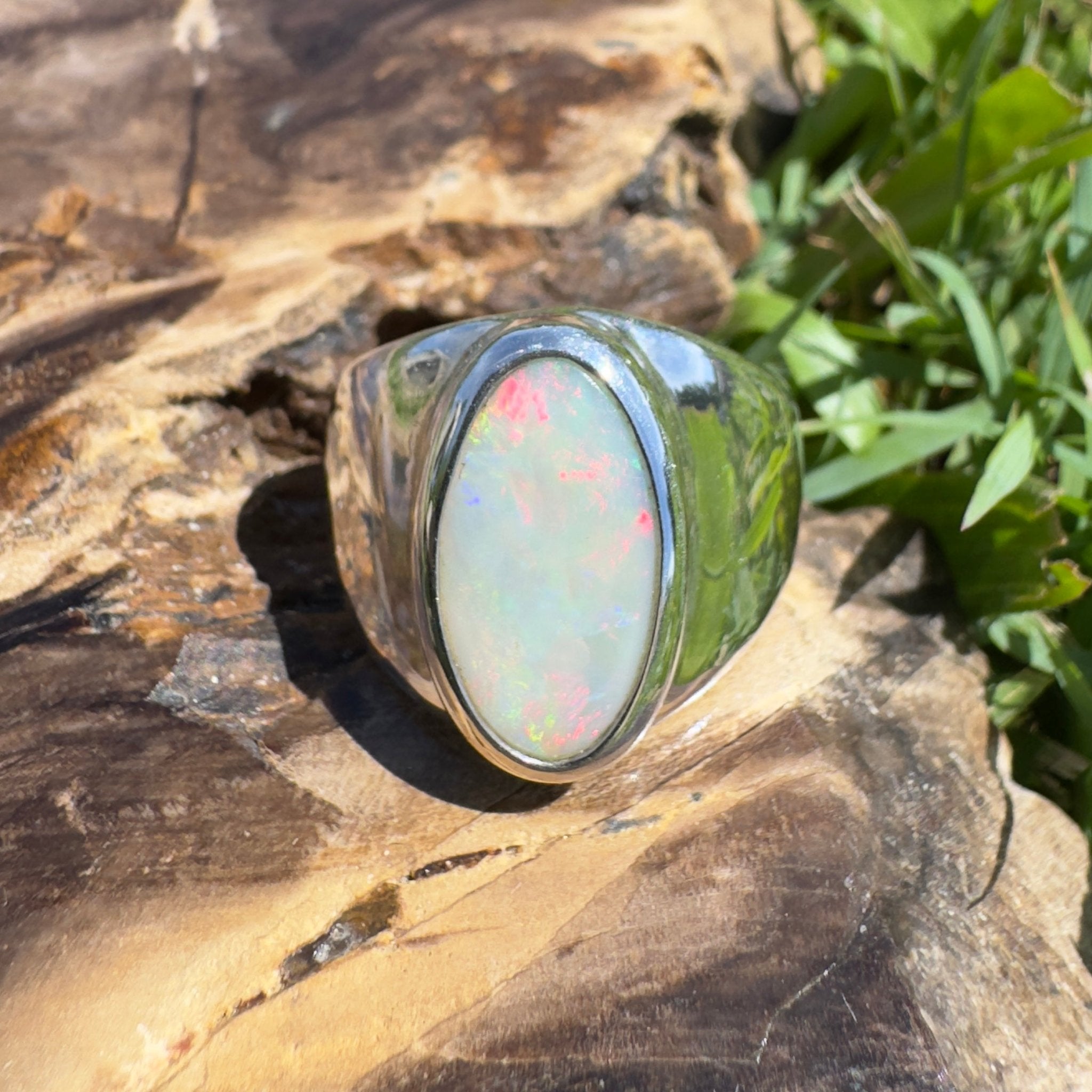 Sturt Ember Plain – 3.7ct Solid Lightning Ridge Opal 925 Sterling Silver Ring