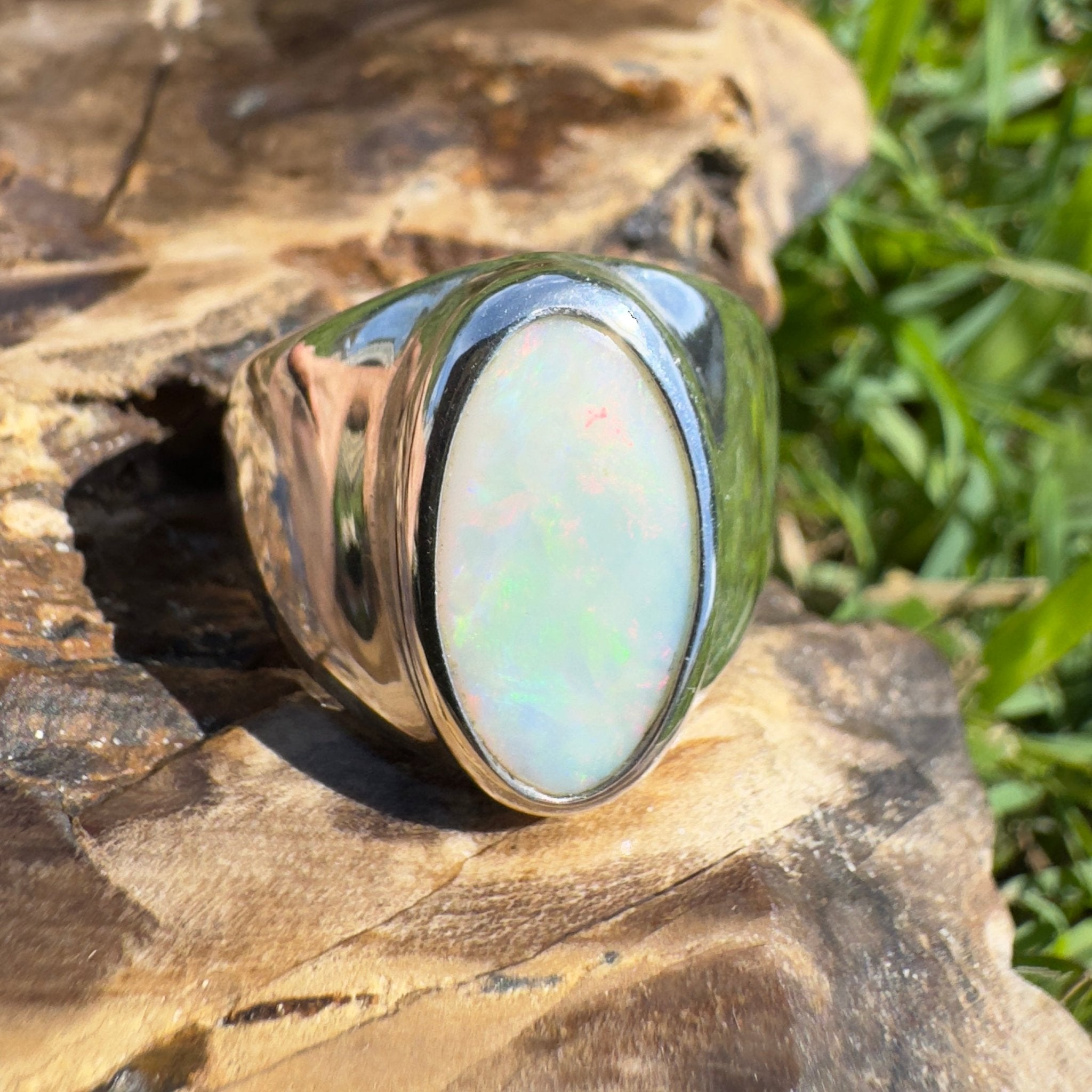 Sturt Ember Plain – 3.7ct Solid Lightning Ridge Opal 925 Sterling Silver Ring
