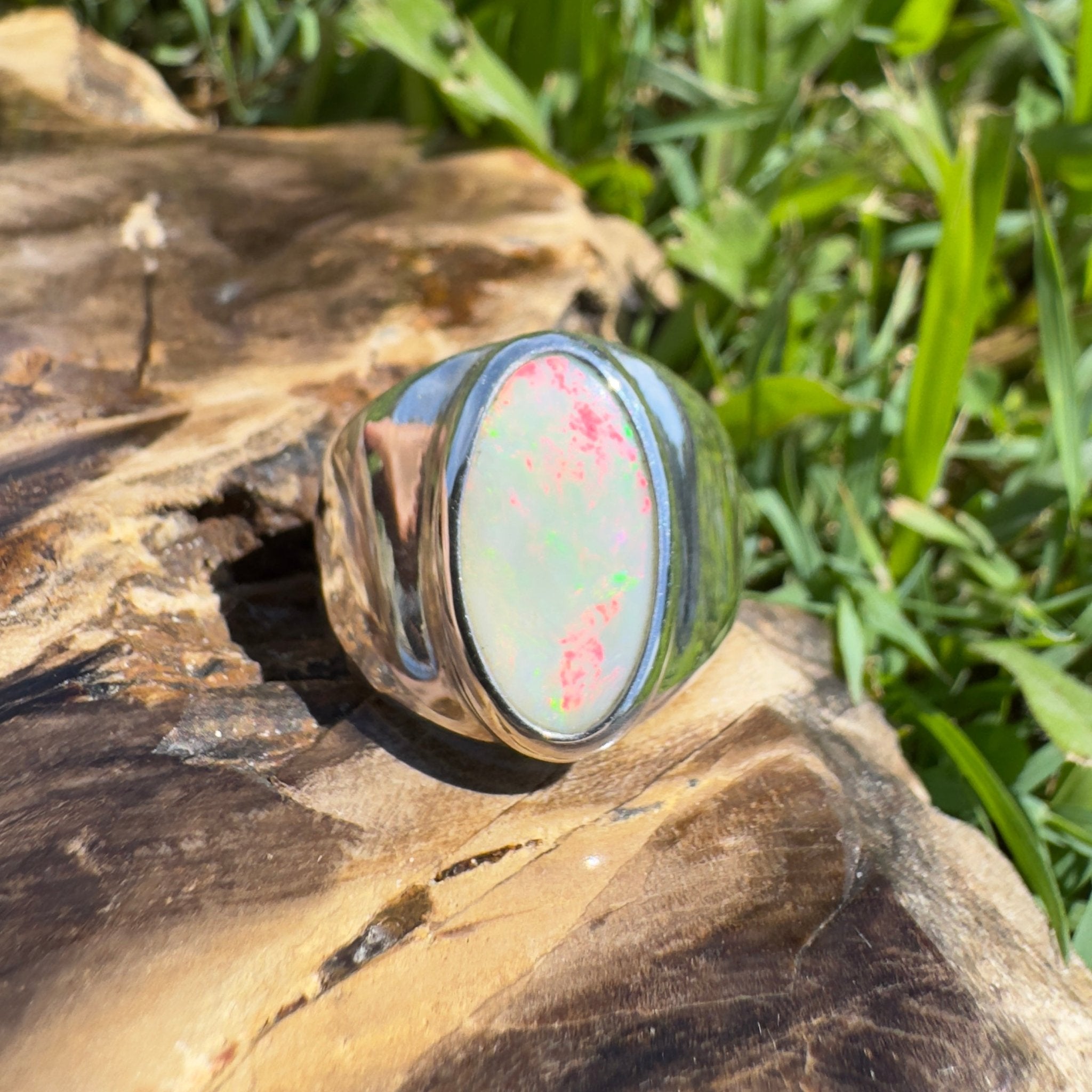 Sturt Ember Plain – 3.7ct Solid Lightning Ridge Opal 925 Sterling Silver Ring