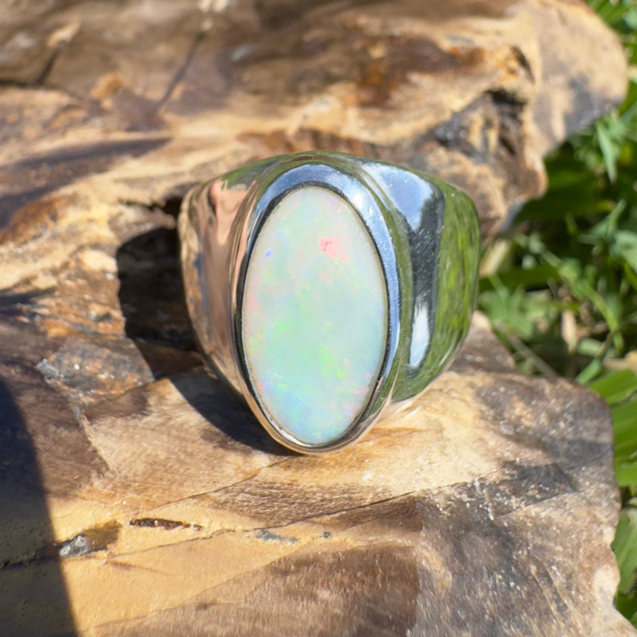 Sturt Ember Plain – 3.7ct Solid Lightning Ridge Opal 925 Sterling Silver Ring