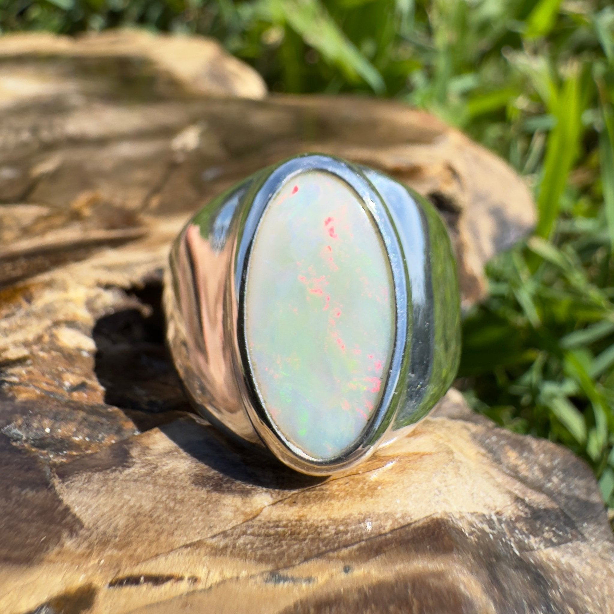 Sturt Ember Plain – 3.7ct Solid Lightning Ridge Opal 925 Sterling Silver Ring