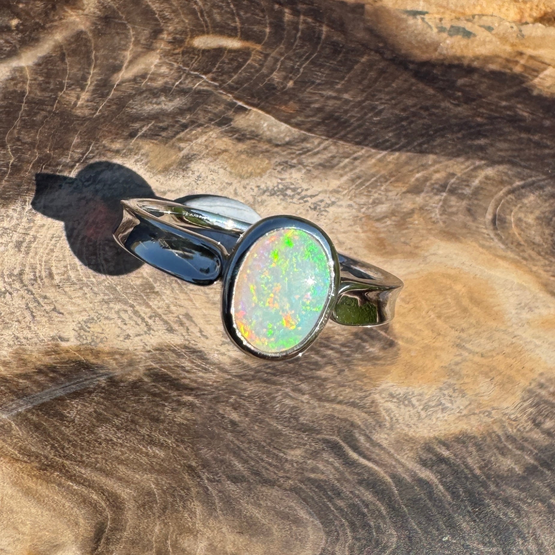 Sunrise Hollow ~ 0.7ct Solid Coober Pedy Crystal Opal 925 Sterling Silver Ring