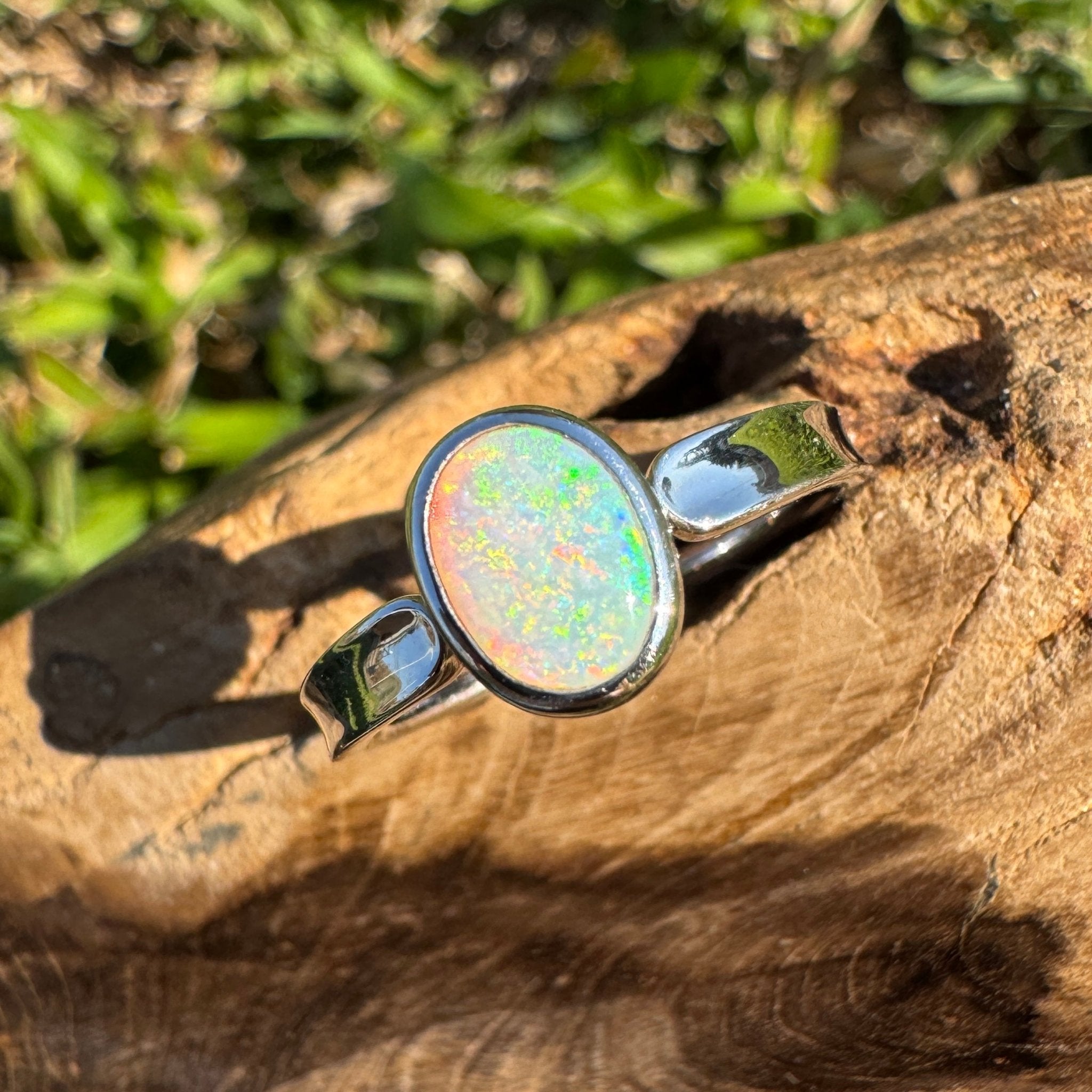 Sunrise Hollow ~ 0.7ct Solid Coober Pedy Crystal Opal 925 Sterling Silver Ring