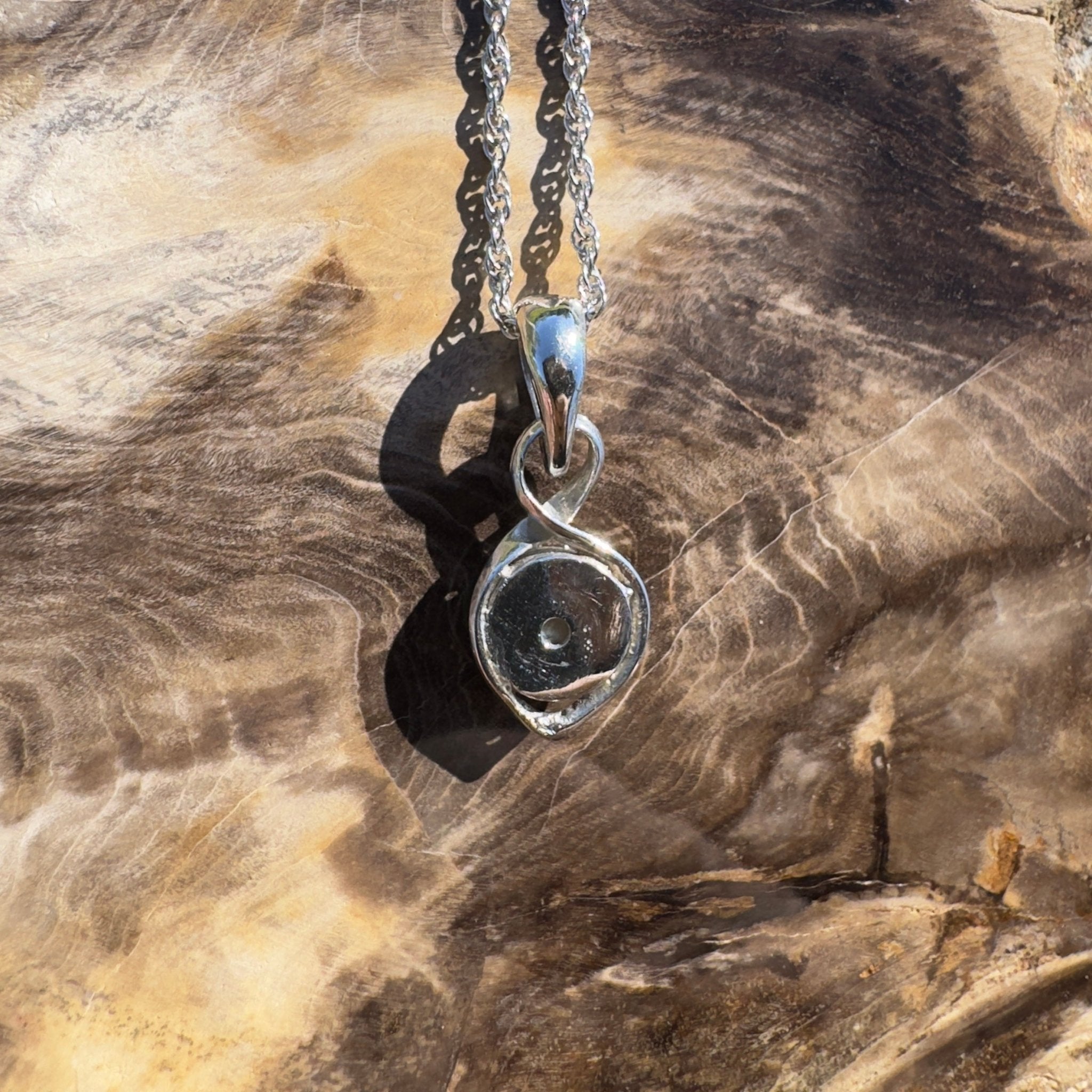Sydney Harbour Shine ~ 0.7ct Solid Lightning Ridge Crystal Opal 925 Silver Pendant Necklace