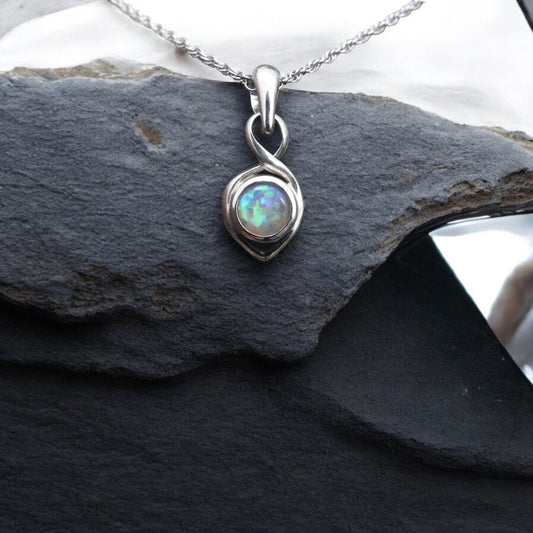 Sydney Harbour Shine ~ 0.7ct Solid Lightning Ridge Crystal Opal 925 Silver Pendant Necklace