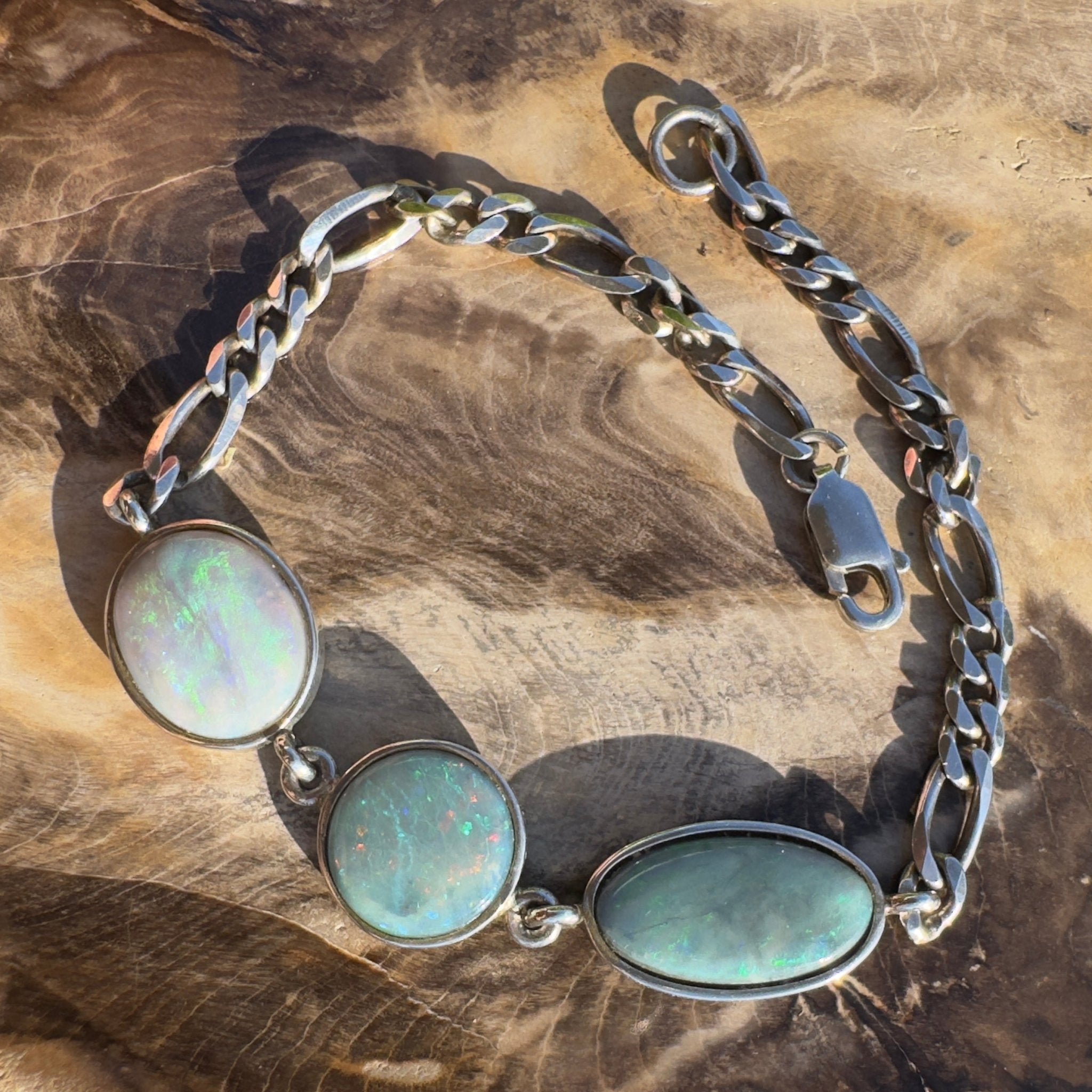 Tasman Trifecta Glow - 8ct Lightning Ridge Opal 925 Silver Bracelet