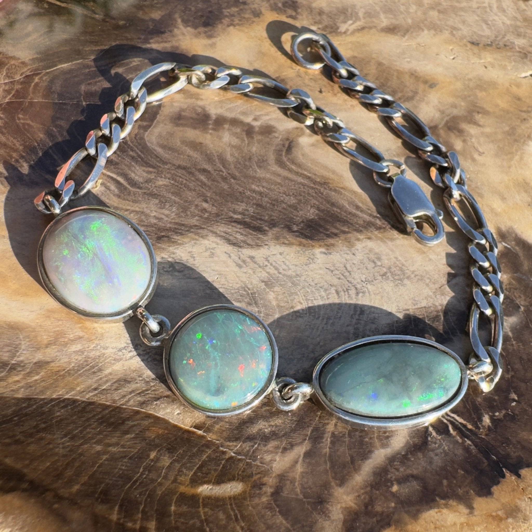 Tasman Trifecta Glow - 8ct Lightning Ridge Opal 925 Silver Bracelet