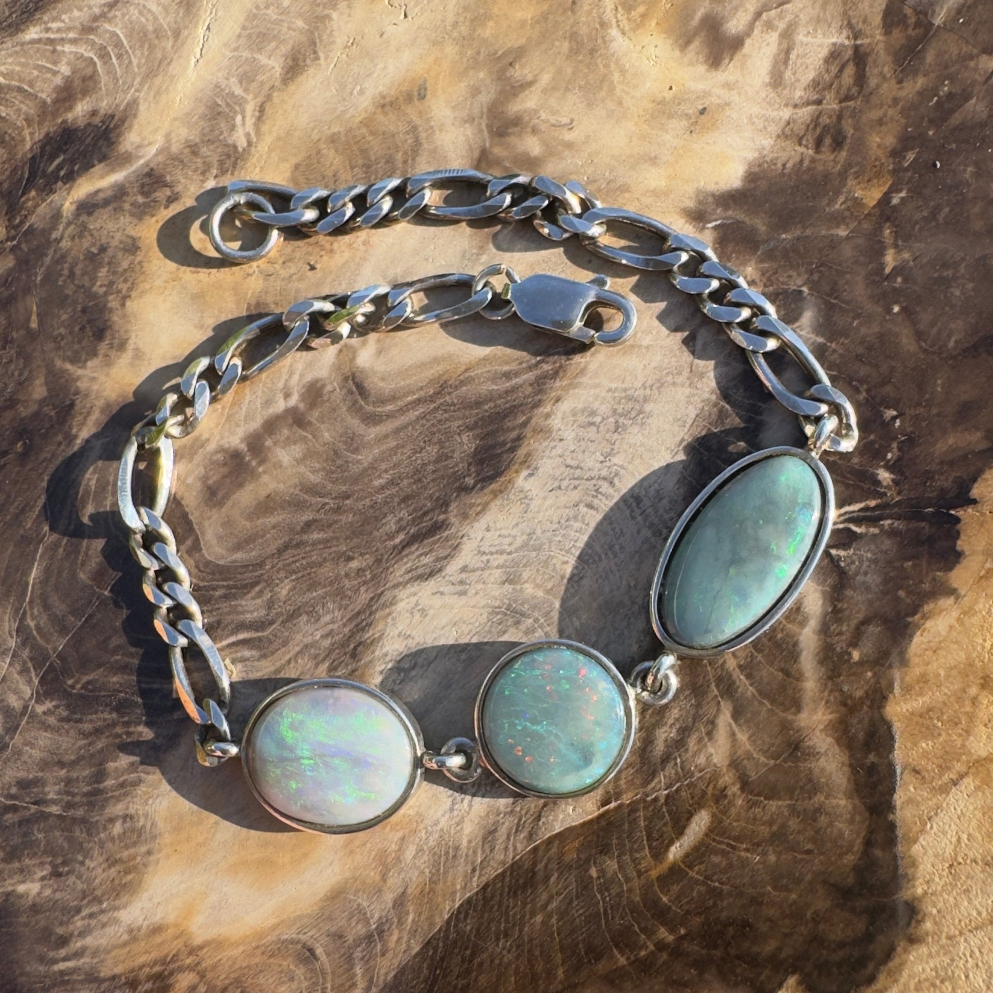 Tasman Trifecta Glow - 8ct Lightning Ridge Opal 925 Silver Bracelet