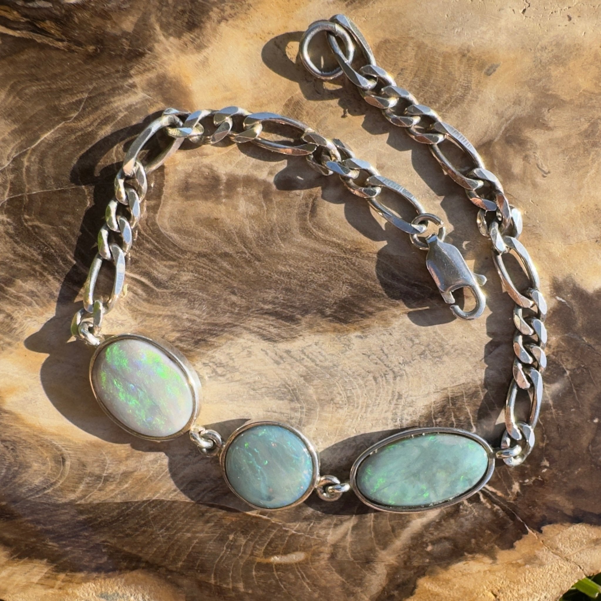 Tasman Trifecta Glow - 8ct Lightning Ridge Opal 925 Silver Bracelet