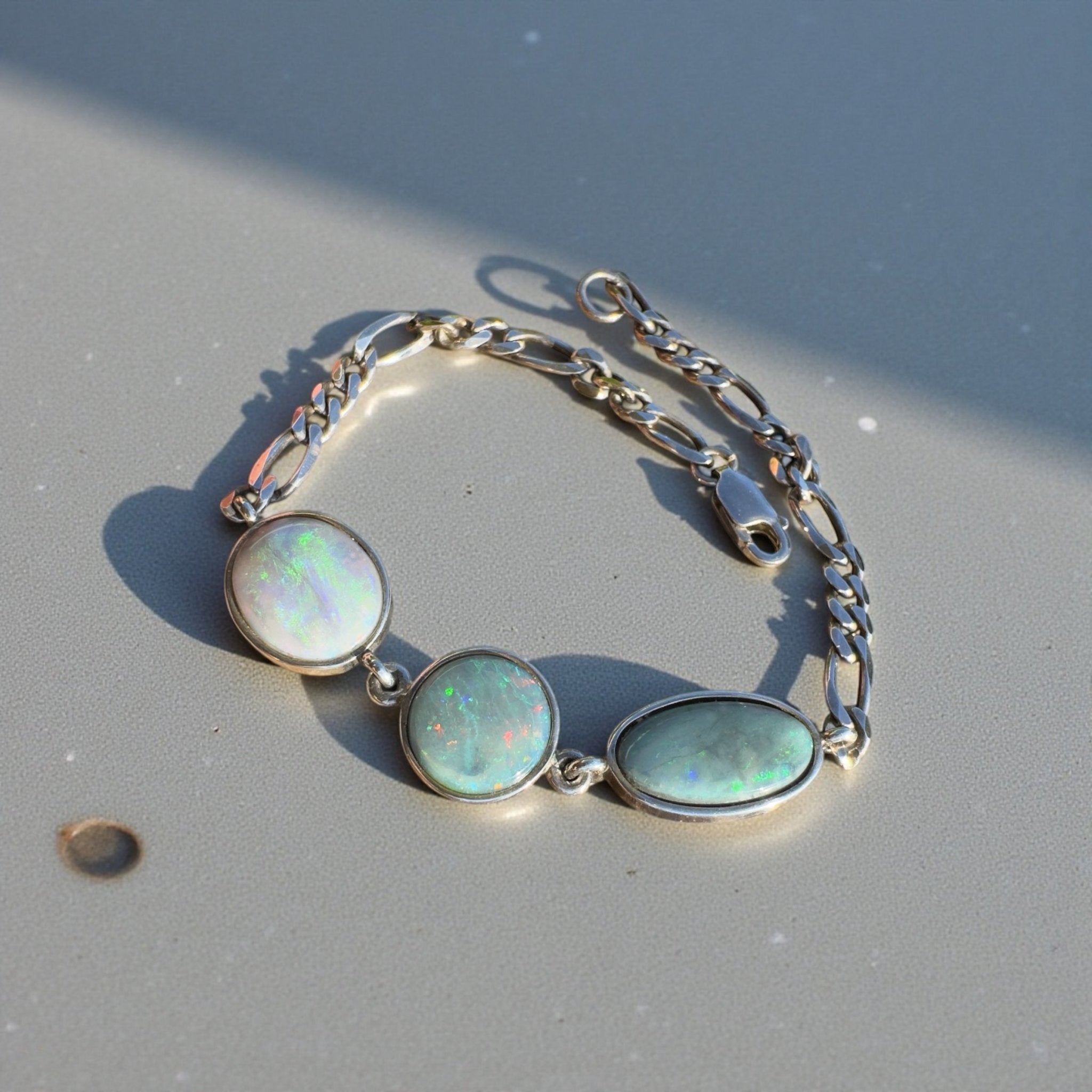 Tasman Trifecta Glow - 8ct Lightning Ridge Opal 925 Silver Bracelet