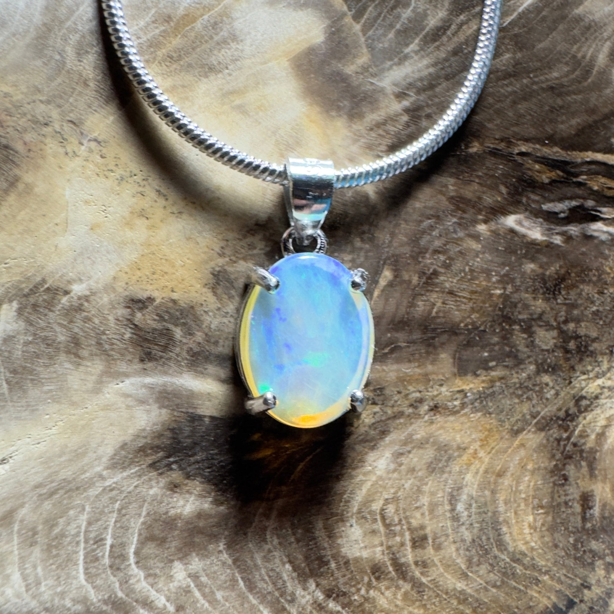 The Bungle Bungle Twist ~ 1ct Lightning Ridge Crystal Opal 925 Silver Pendant