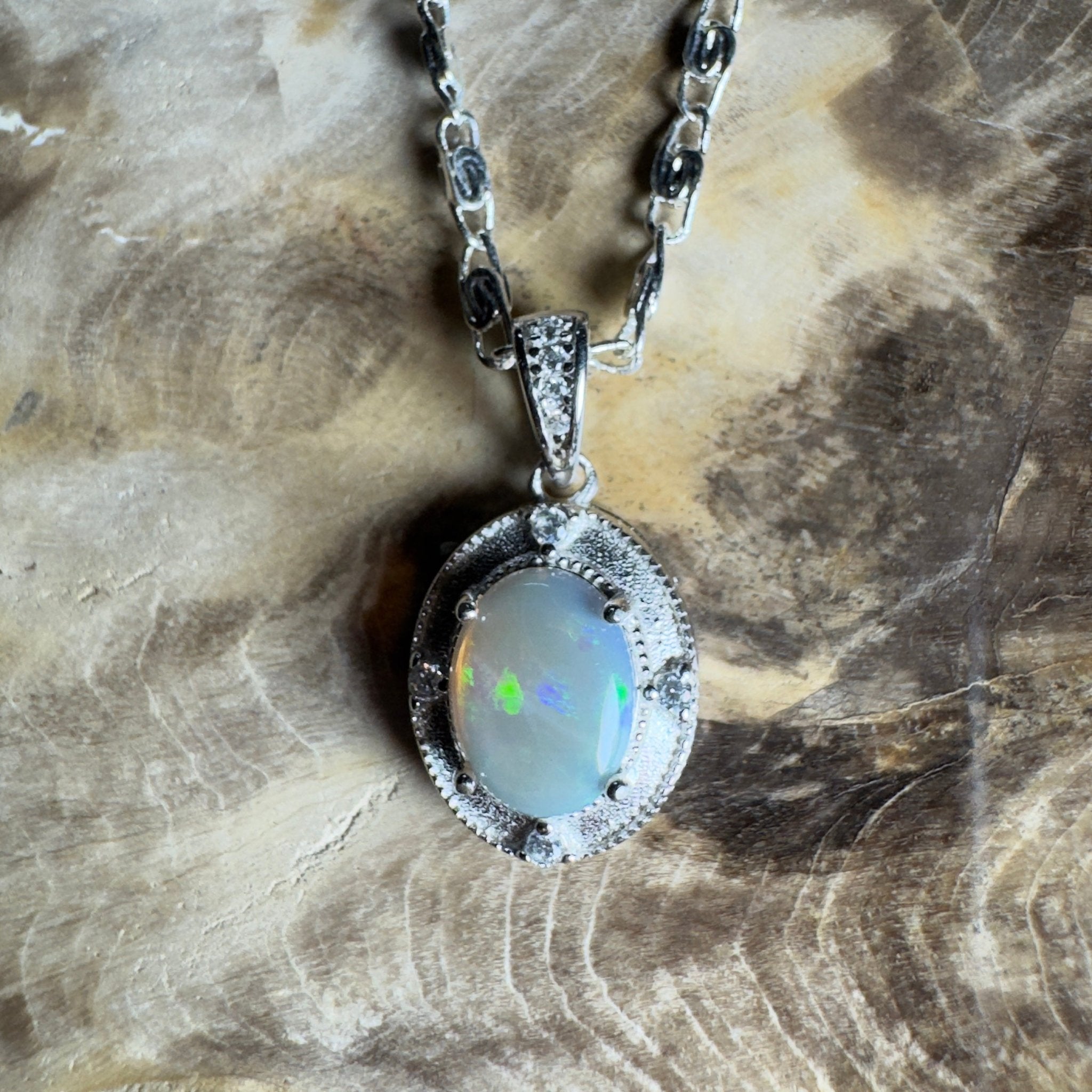 The Cradle Mountain Call ~ 0.9ct Lightning Ridge Opal 925 Silver Pendant