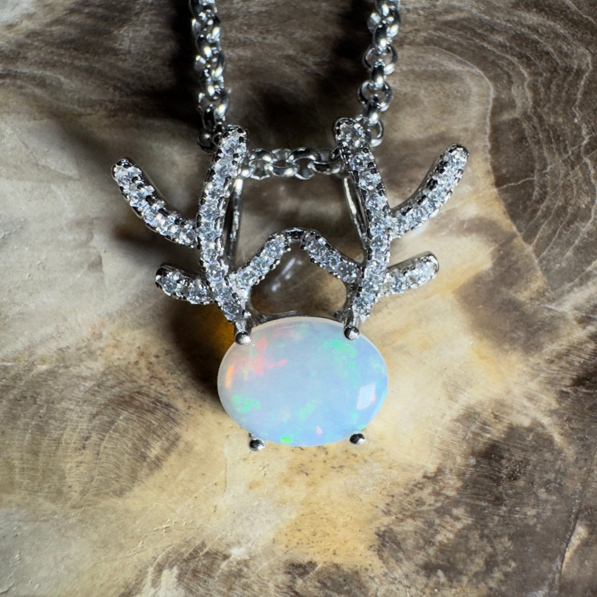 The Hamersley Range ~ 0.8ct Coober Pedy Opal 925 Silver Pendant