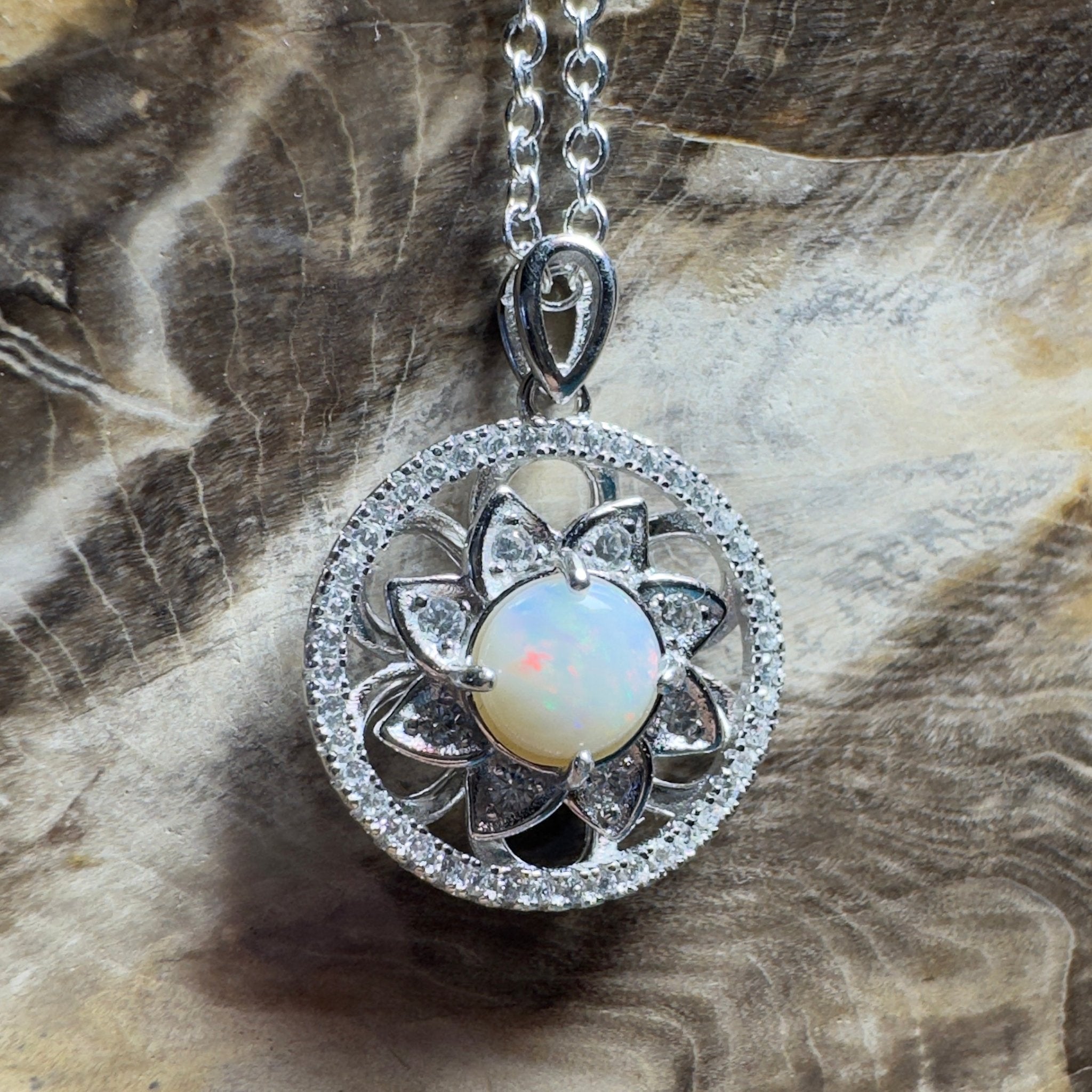 The Ningaloo Reef Halo ~ 0.8ct Coober Pedy Opal 925 Silver Pendant