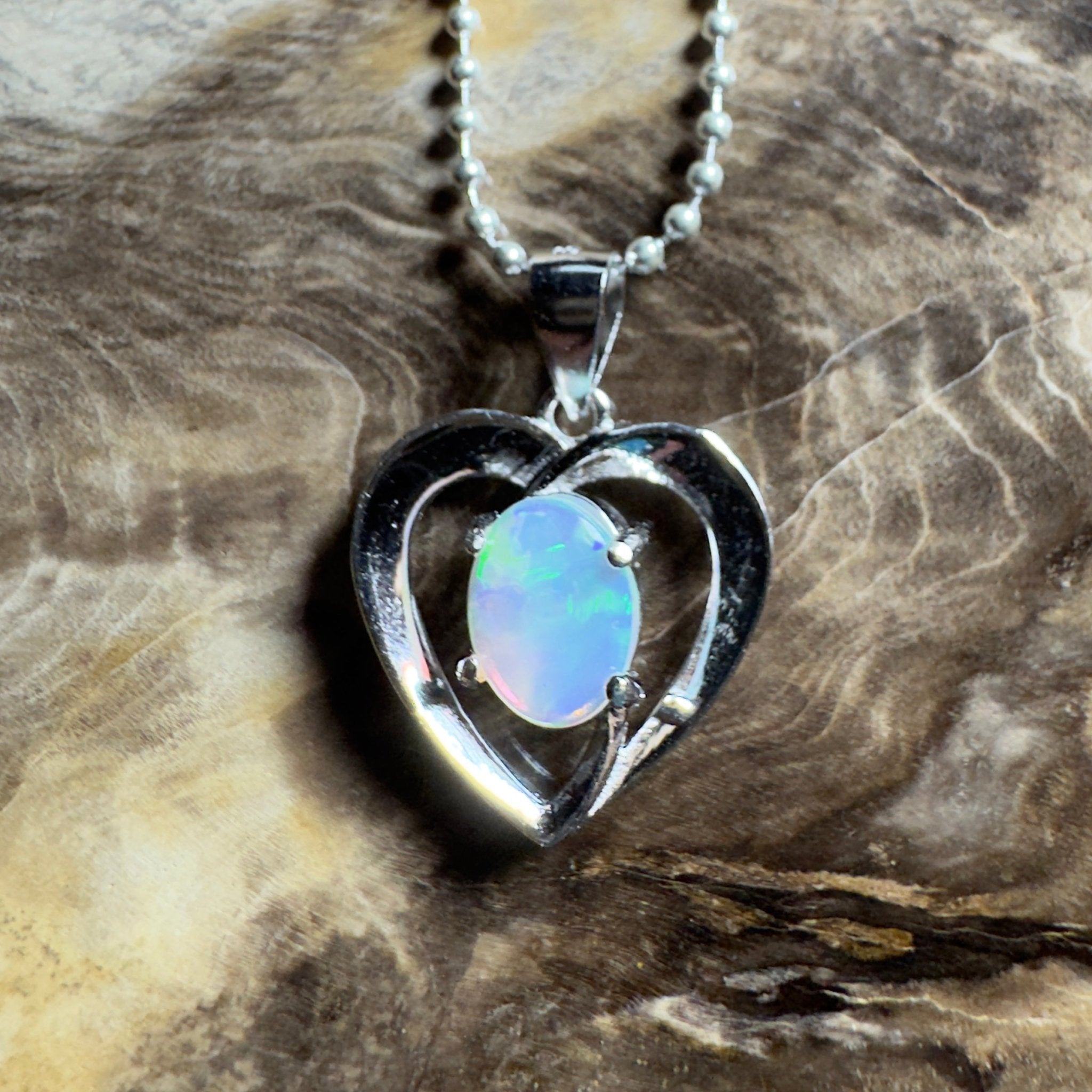 The Whitsunday Heart ~ 0.8ct Lightning Ridge Opal 925 Silver Pendant